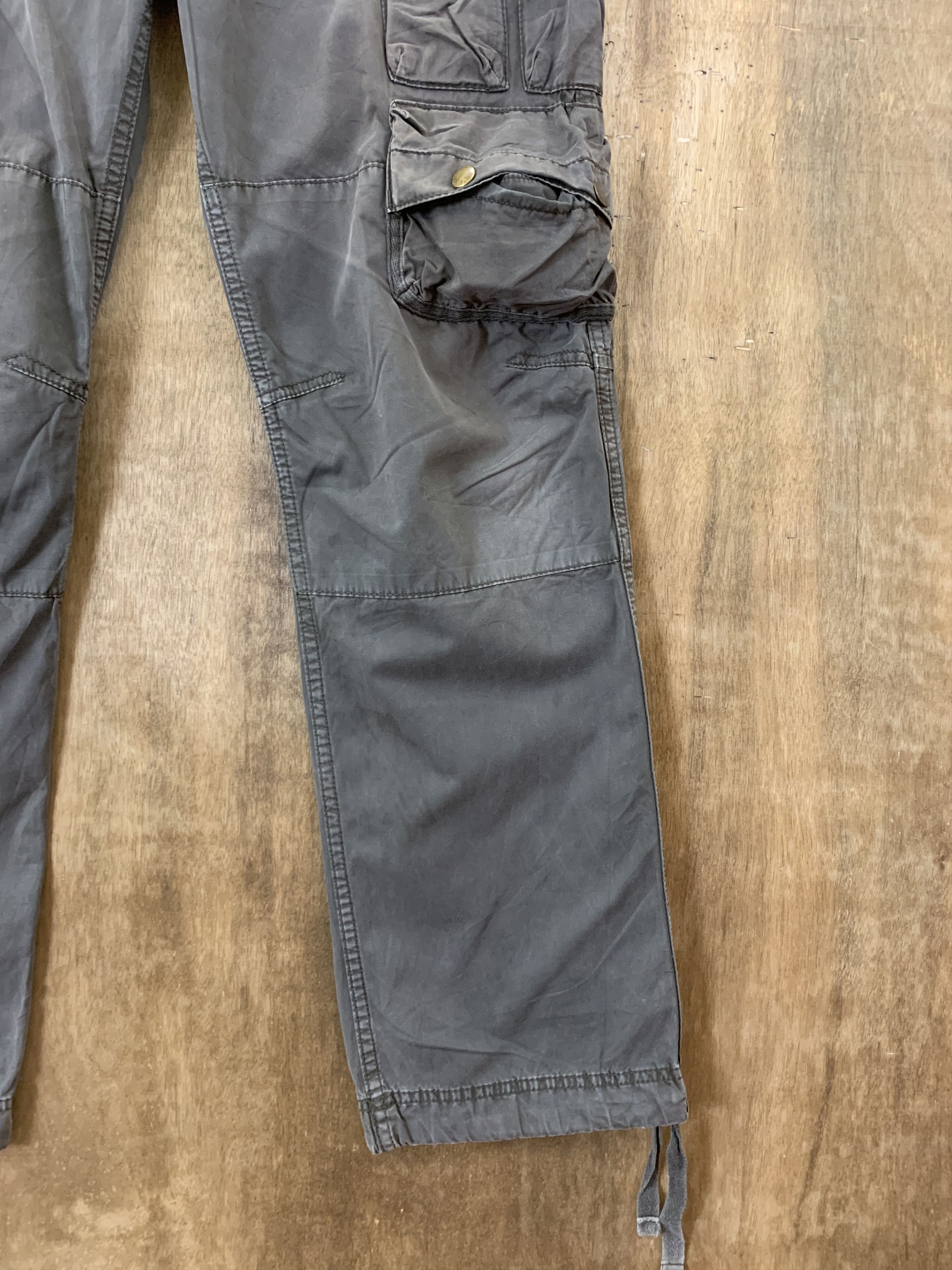 Japanese Brand Cargo Pants Japanese Branded Multipocket Grey Rare Pocket Size US 31 - 8 Thumbnail