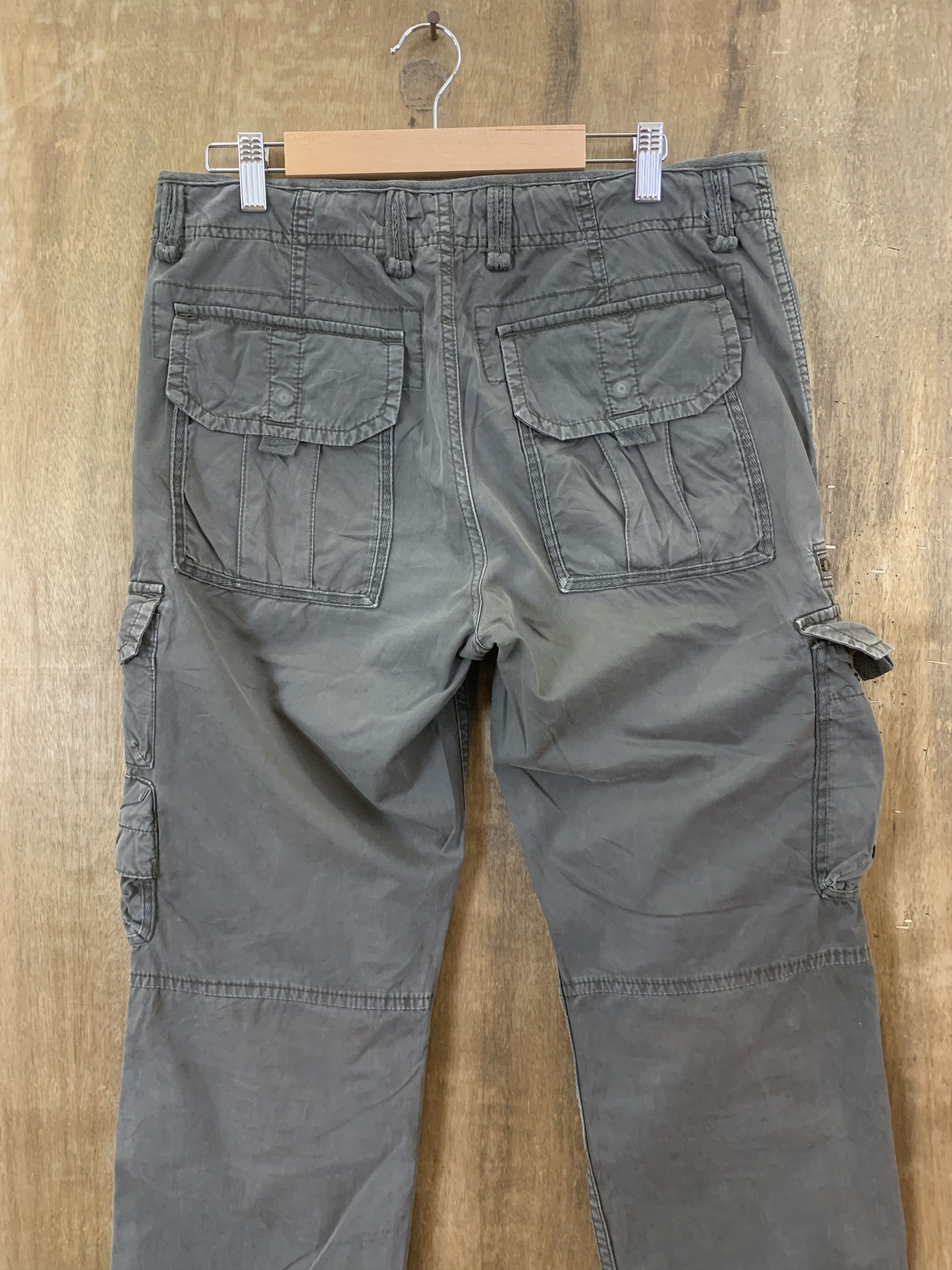 Japanese Brand Cargo Pants Japanese Branded Multipocket Grey Rare Pocket Size US 31 - 11 Thumbnail