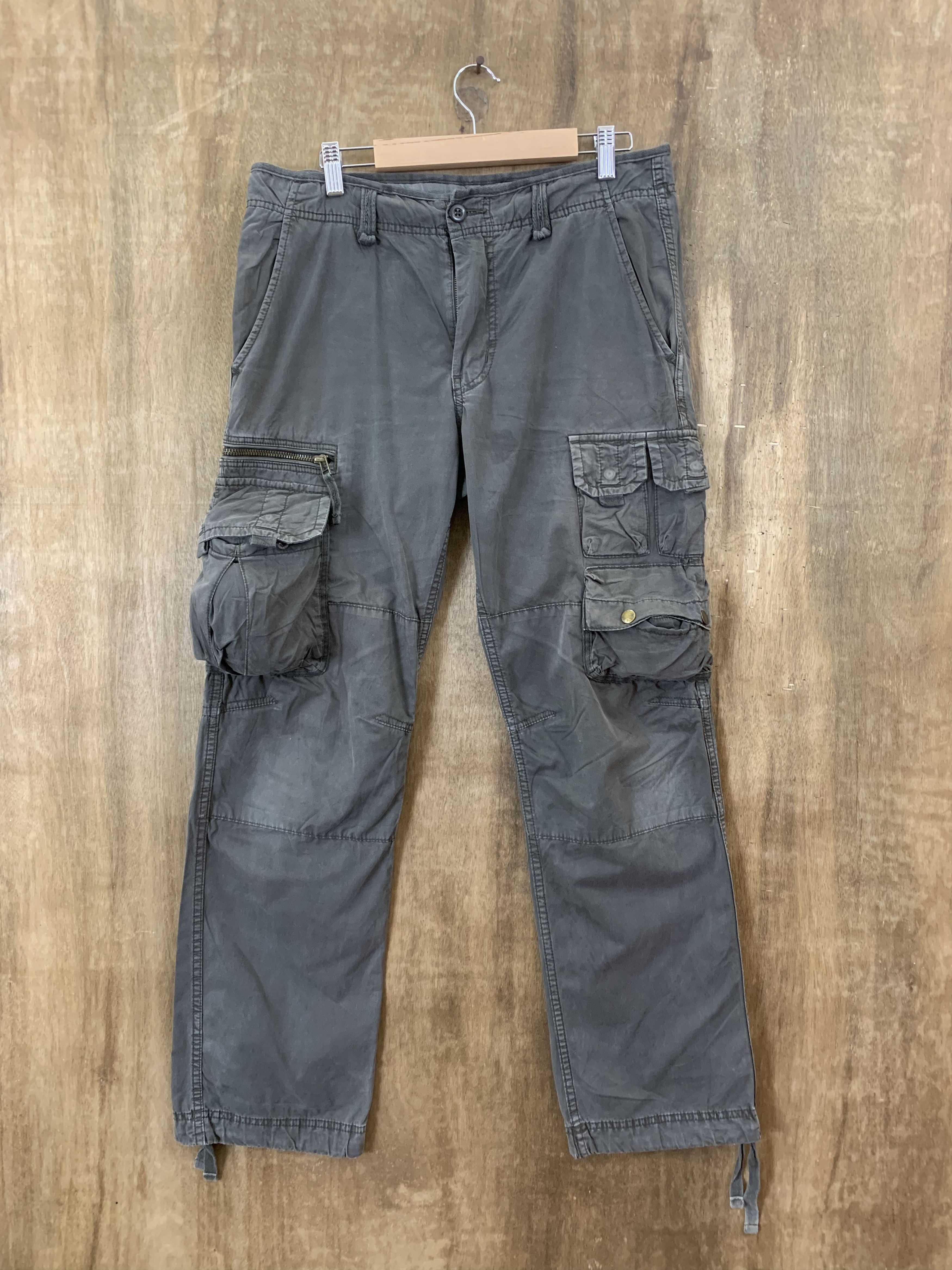Japanese Brand Cargo Pants Japanese Branded Multipocket Grey Rare Pocket Size US 31 - 1 Thumbnail