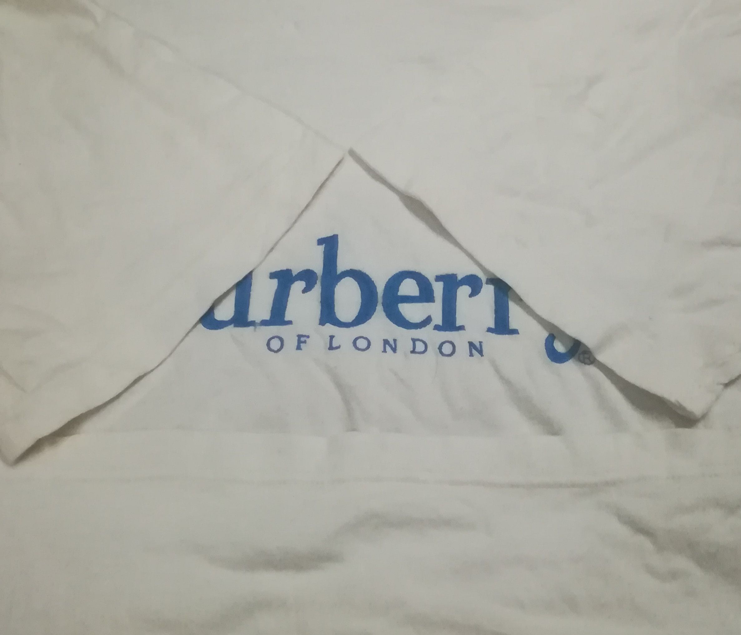 Burberry Vintage Burberrys Of London Spellout Tshirt Size US M / EU 48-50 / 2 - 3 Thumbnail