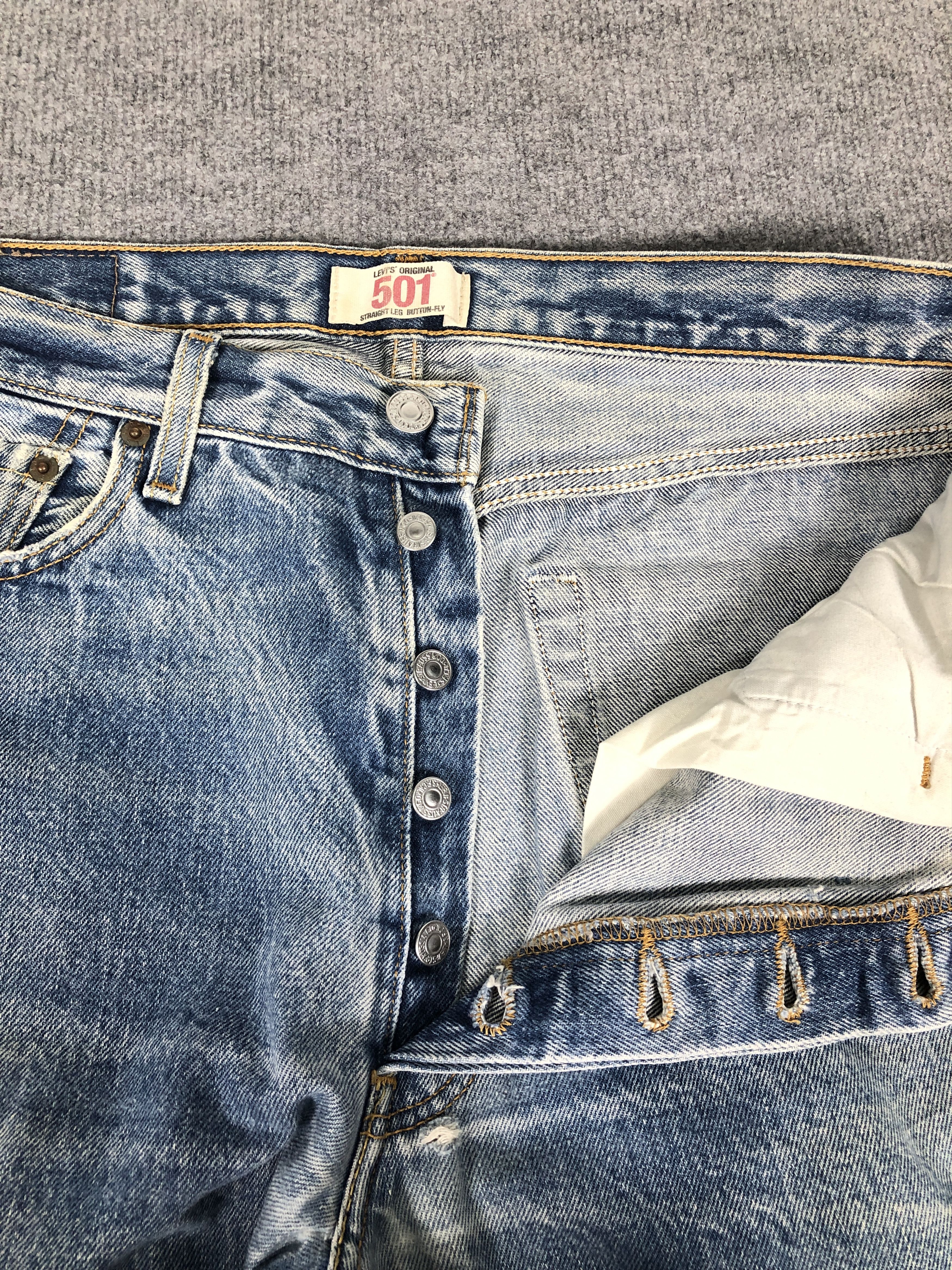 Levi's Vintage Y2k Levi's 501 Distress Faded Blue Denim Jean Size US 34 / EU 50 - 18 Thumbnail