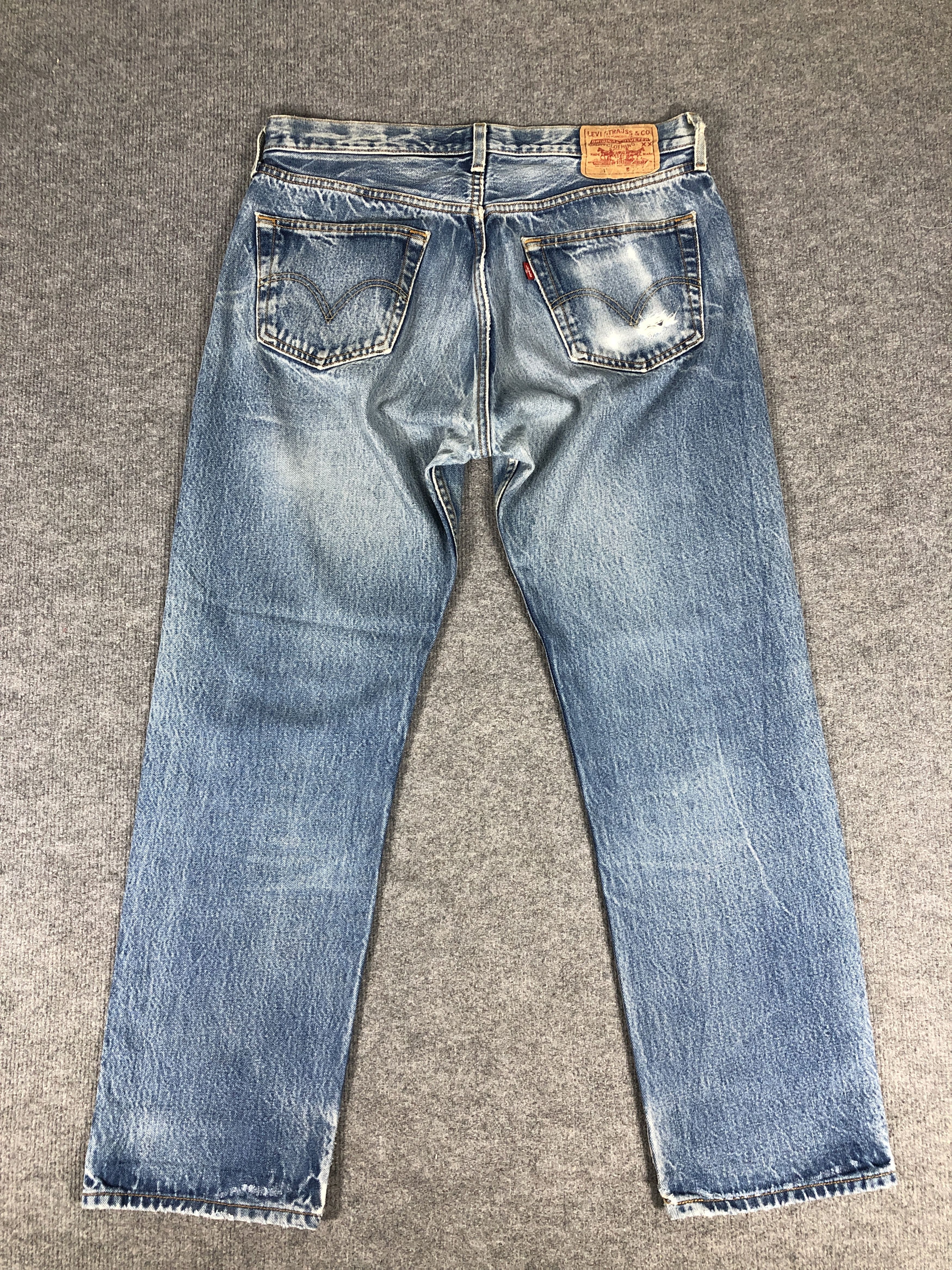 Levi's Vintage Y2k Levi's 501 Distress Faded Blue Denim Jean Size US 34 / EU 50 - 2 Thumbnail