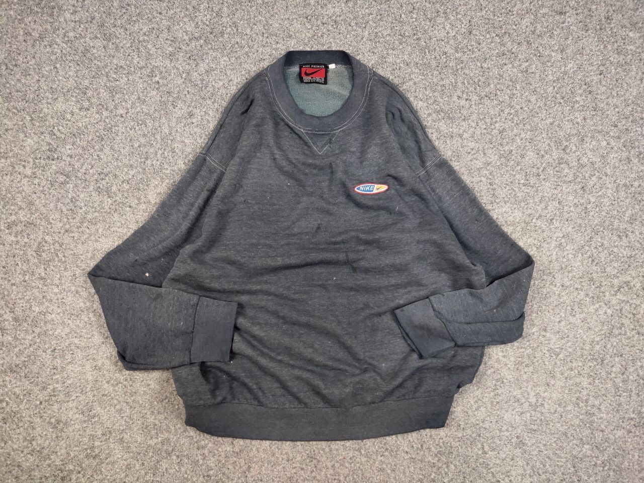 Nike Vintage 90's Nike Premier Distressed Paint Sweatshirt Size US L / EU 52-54 / 3 - 13 Thumbnail