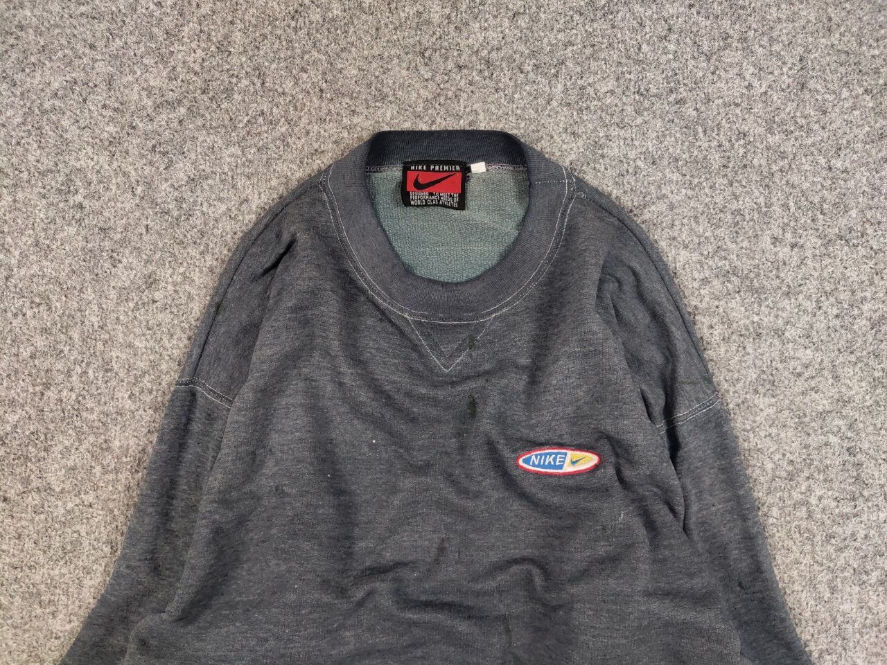Nike Vintage 90's Nike Premier Distressed Paint Sweatshirt Size US L / EU 52-54 / 3 - 8 Thumbnail