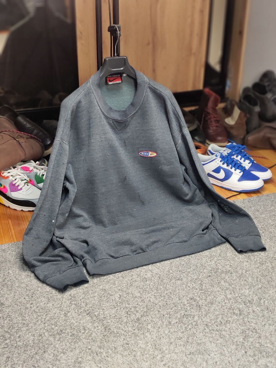 Nike Vintage 90's Nike Premier Distressed Paint Sweatshirt Size US L / EU 52-54 / 3 - 25 Thumbnail
