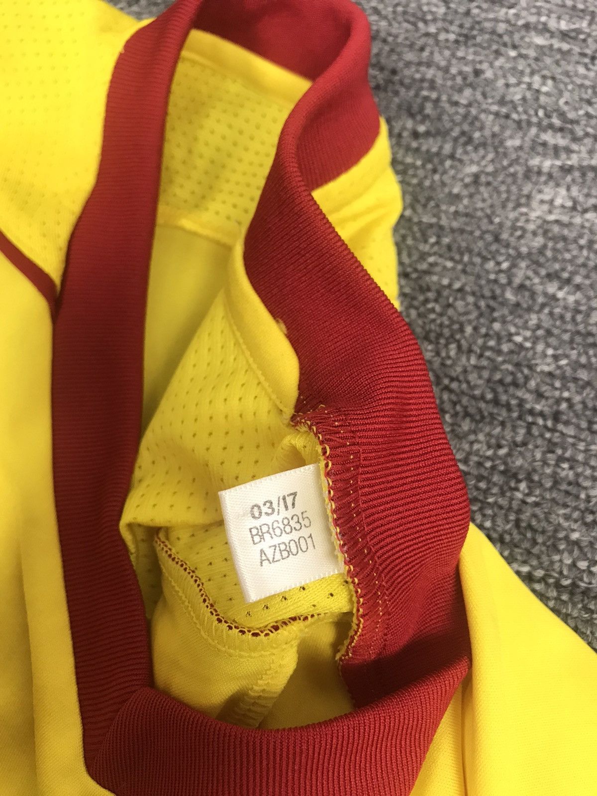 Adidas Watford Jersey 2017 2018 Home Shirt Football Adidas BR6835 Size US M / EU 48-50 / 2 - 10 Thumbnail