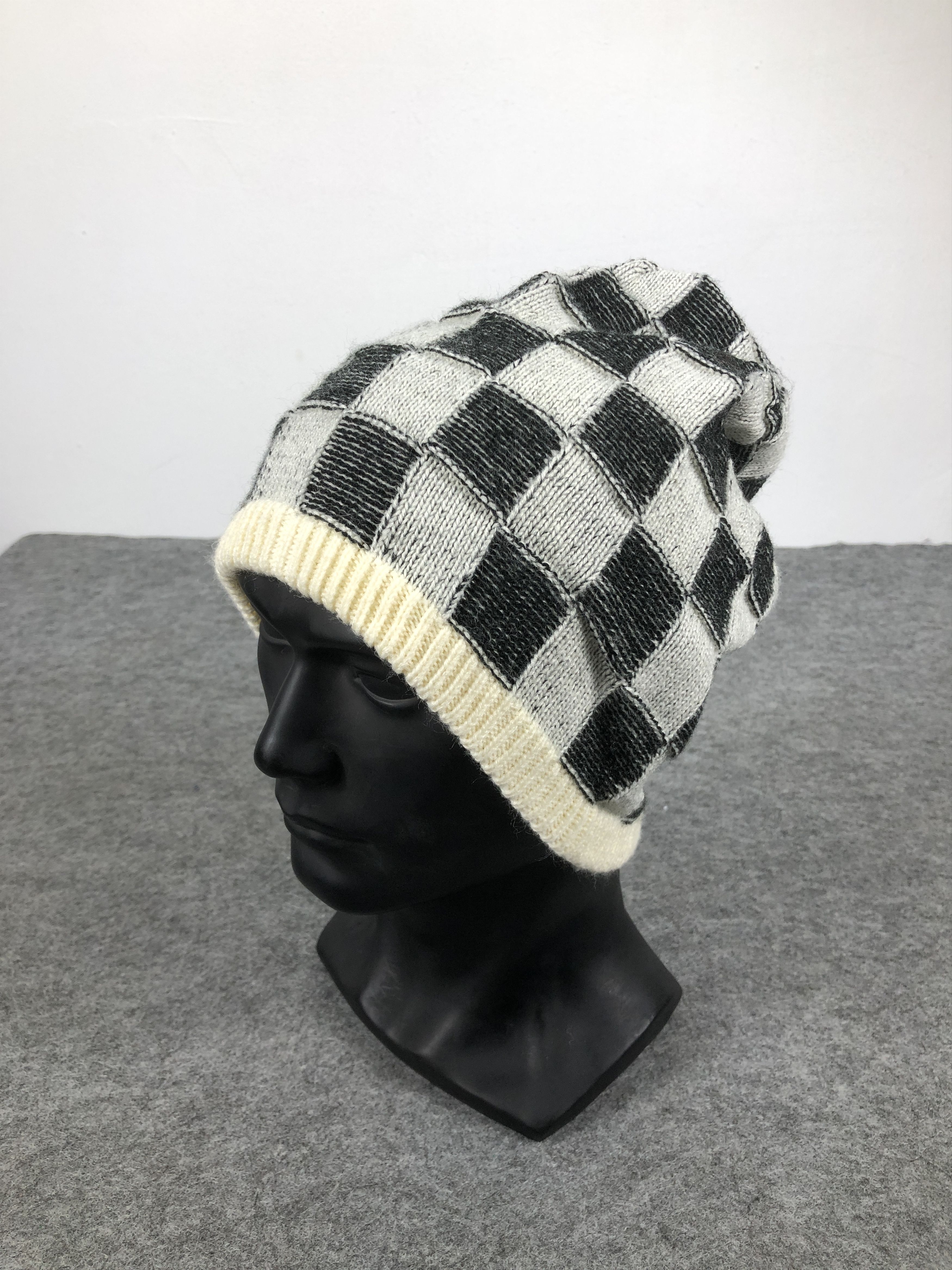 Japanese Brand × Vintage Vintage Japanese Brand Checked Beanie / Snow Hat / Snow Cap Size ONE SIZE - 1 Thumbnail