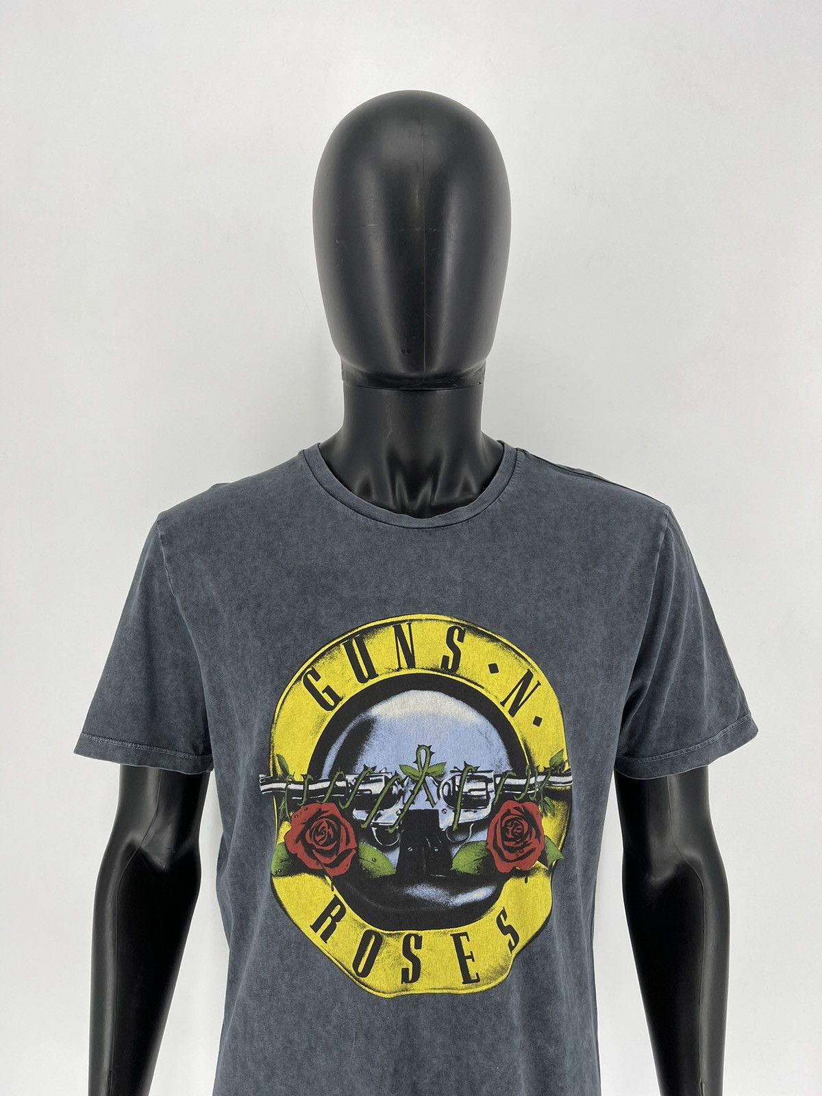 Band Tees Vintage Guns And Roses Band Official Merch 2020 Size US M / EU 48-50 / 2 - 1 Thumbnail