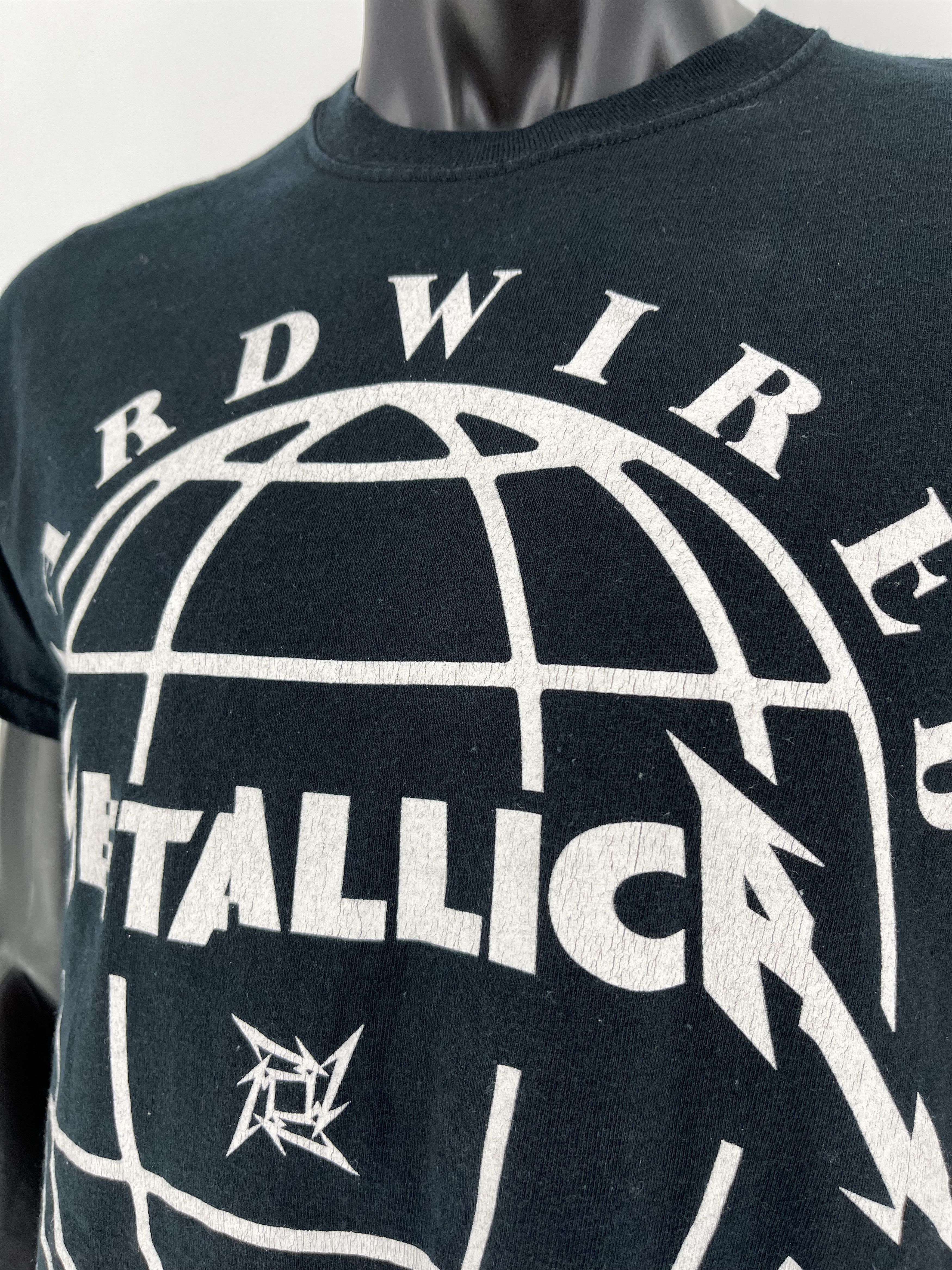 Band Tees × Metallica Vintage Metallica 2016 Hardwired To Self Destruct Band Tee Size US M / EU 48-50 / 2 - 6 Thumbnail