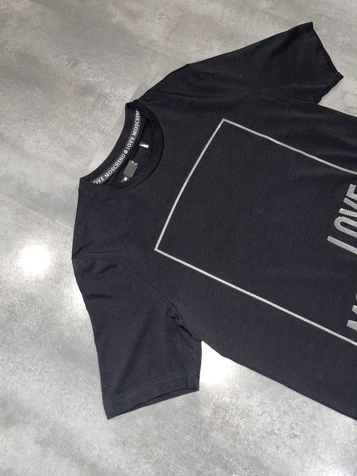 Moschino Moschino "Love Moschino" Chained Logo Black T-Shirt Size US M / EU 48-50 / 2 - 10 Thumbnail
