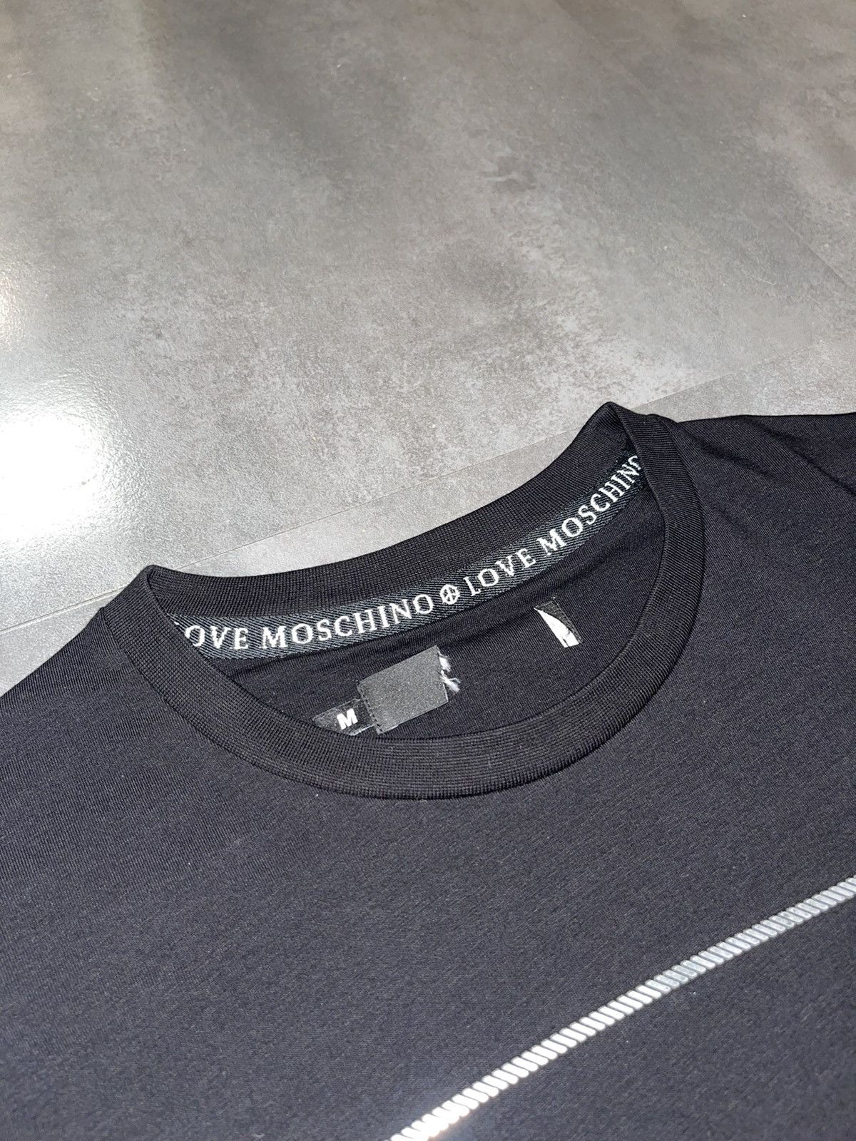 Moschino Moschino "Love Moschino" Chained Logo Black T-Shirt Size US M / EU 48-50 / 2 - 11 Thumbnail