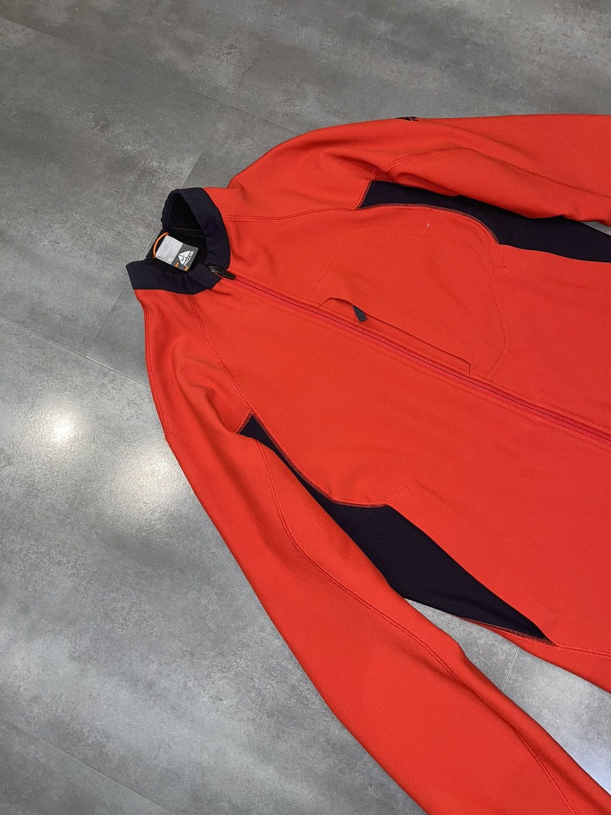 Nike ACG Nike ACG Red Technical Track Light Jacket Size US M / EU 48-50 / 2 - 10 Thumbnail