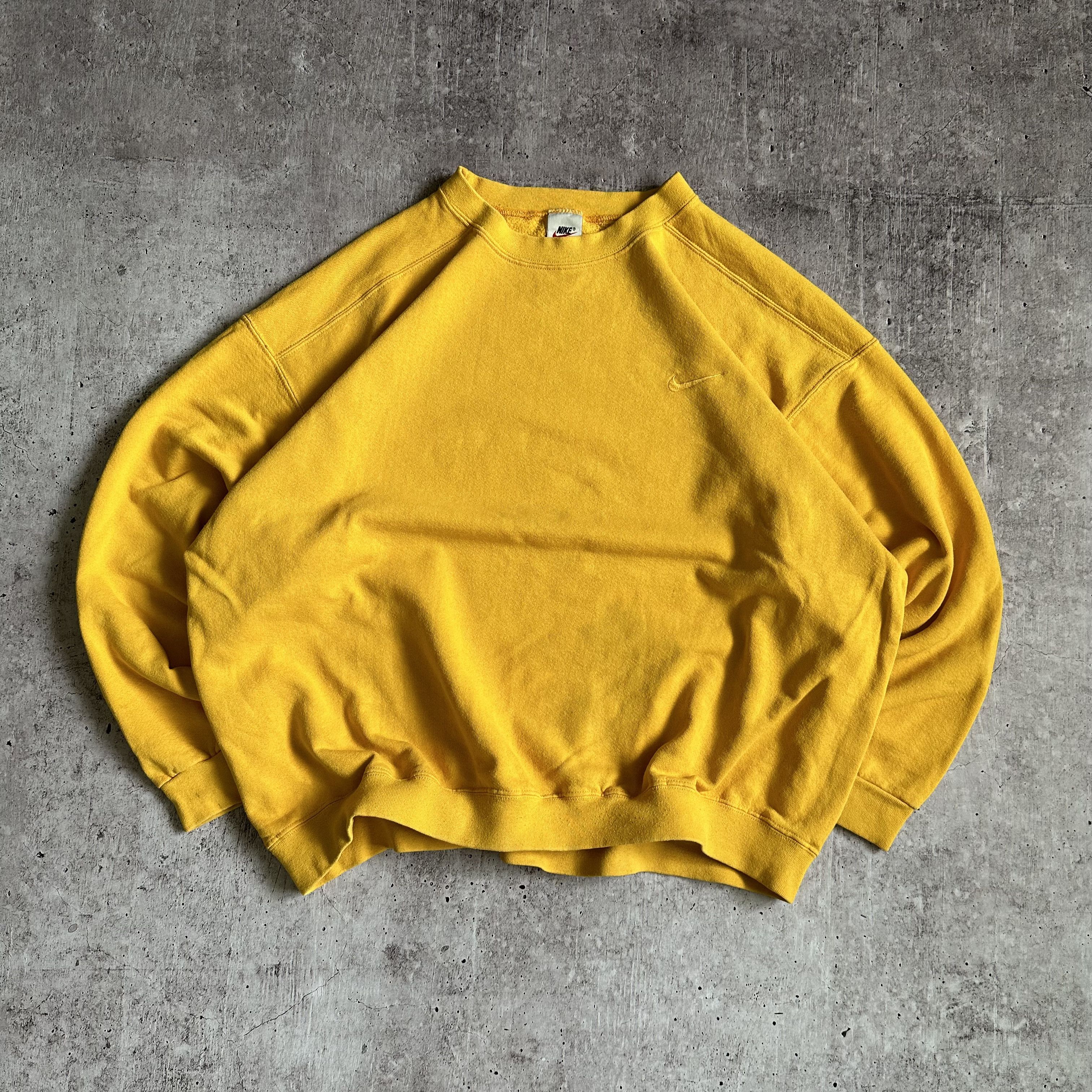Nike × Vintage Nike y2k PERFECT Boxy Vintage Crewneck Sweatshirt Size US XL / EU 56 / 4 - 1 Thumbnail
