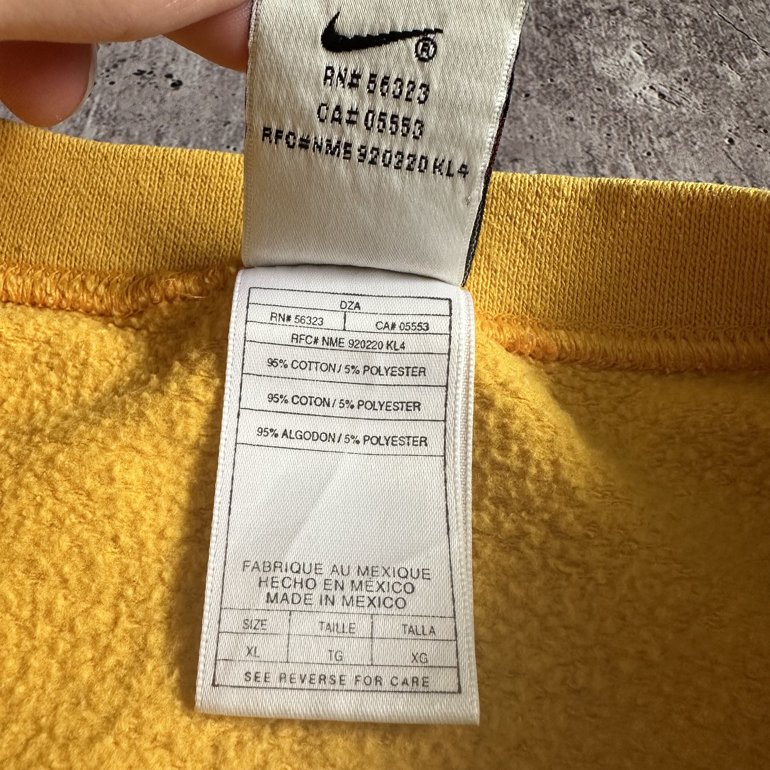 Nike × Vintage Nike y2k PERFECT Boxy Vintage Crewneck Sweatshirt Size US XL / EU 56 / 4 - 4 Thumbnail