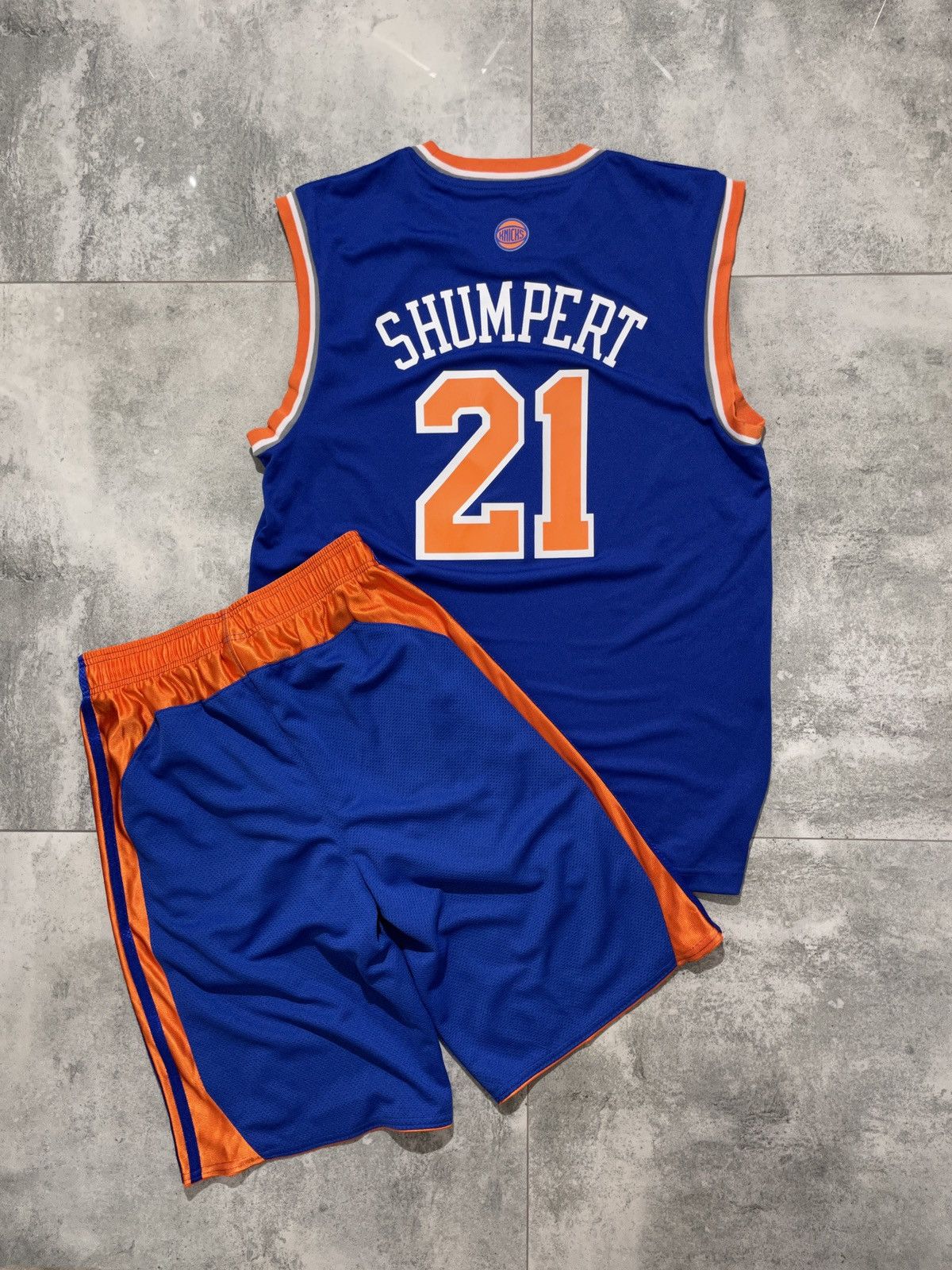 Adidas us new york knicks best sale