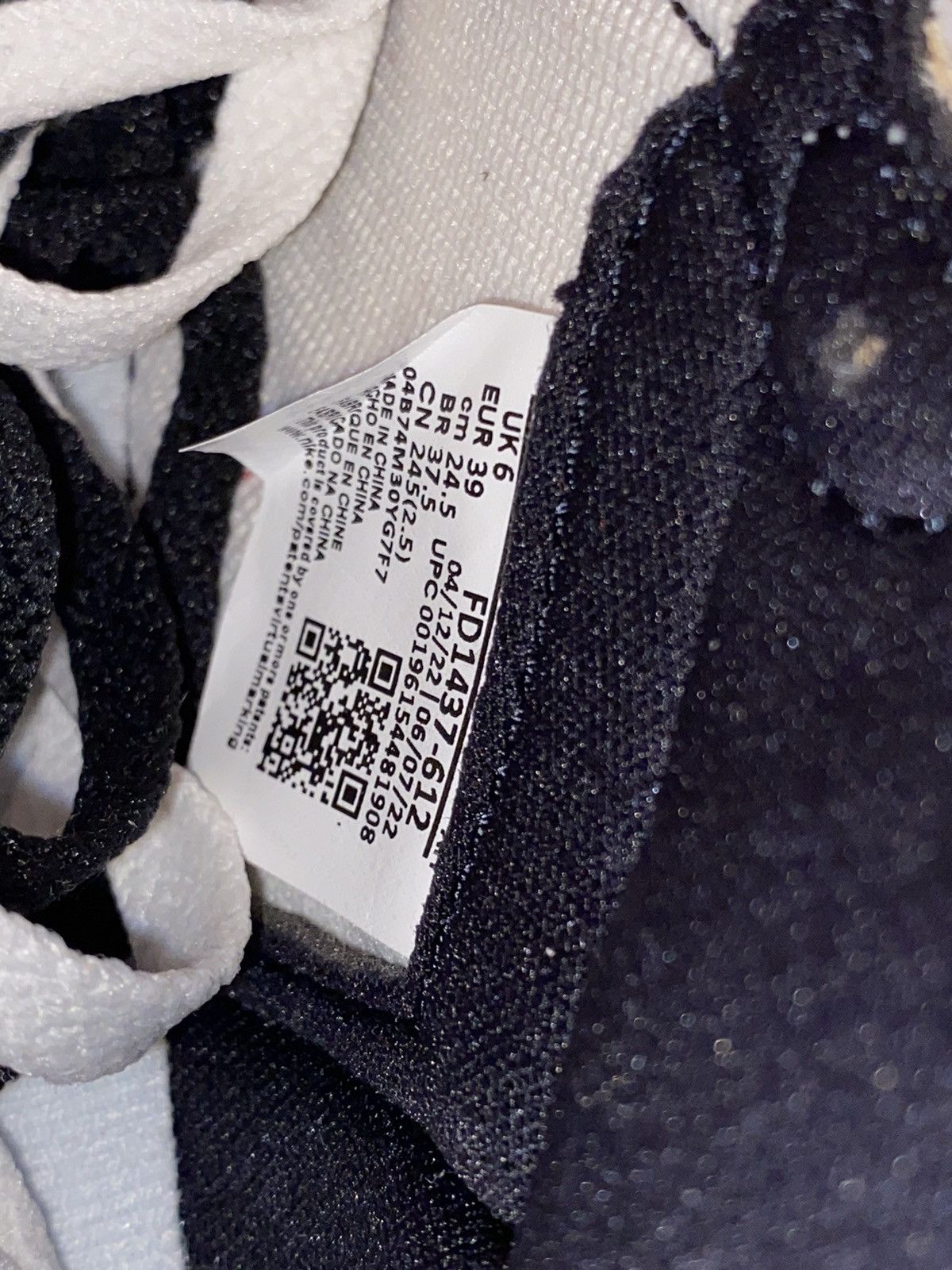 Jordan Brand × Nike Jordan 1 Retro High OG Chicago Lost and Found Size US 8 / IT 38 - 6 Thumbnail