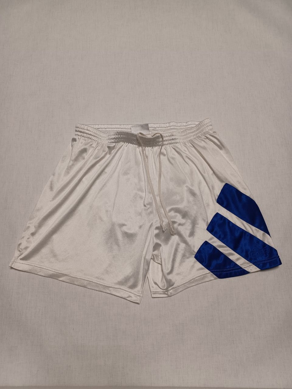 Adidas VINTAGE ADIDAS 90S RARE SHORTS Size US 36 / EU 52 - 1 Thumbnail