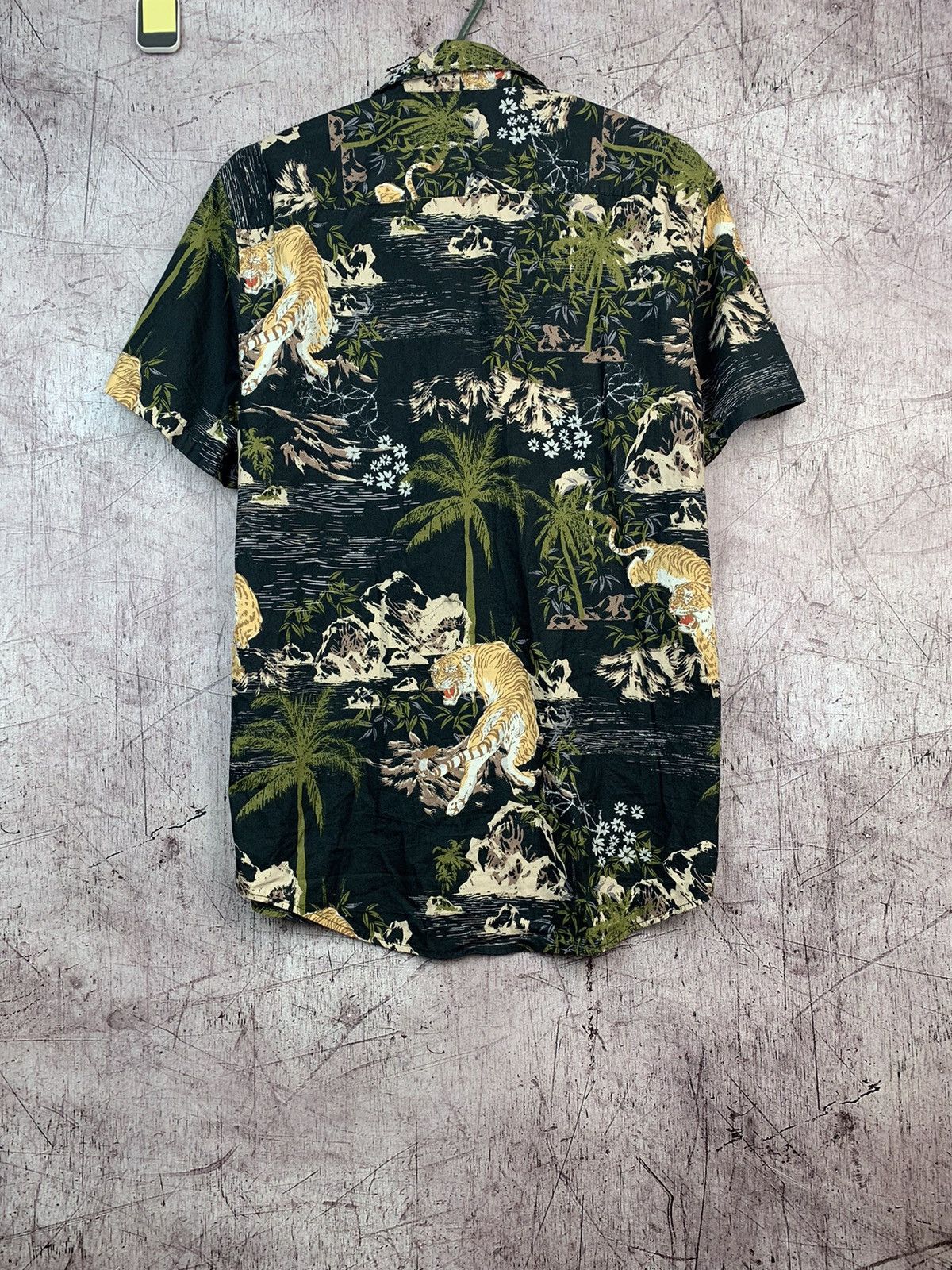Other Vintage Art Tiger Hawaiian Shirt Size US L / EU 52-54 / 3 - 4 Thumbnail