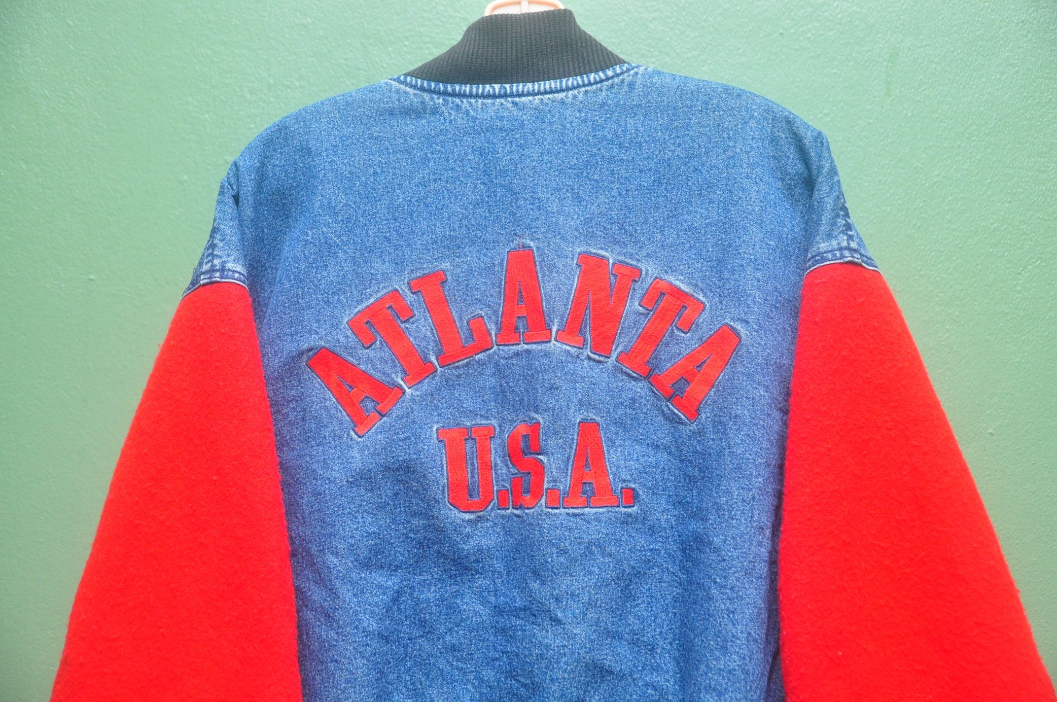 Japanese Brand × Vintage Vintage Atlanta USA Tone Colour Varsity Travis Scott Style Size US L / EU 52-54 / 3 - 3 Thumbnail