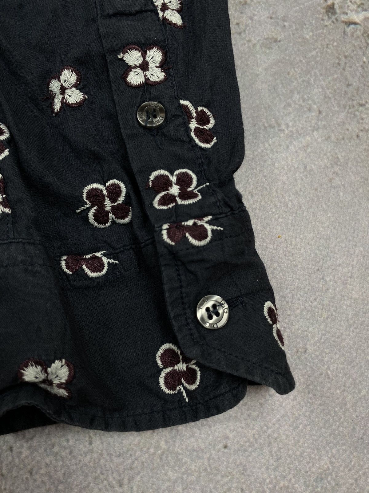 Dolce & Gabbana Dolce Gabbana shirt with flowers Size US M / EU 48-50 / 2 - 9 Thumbnail