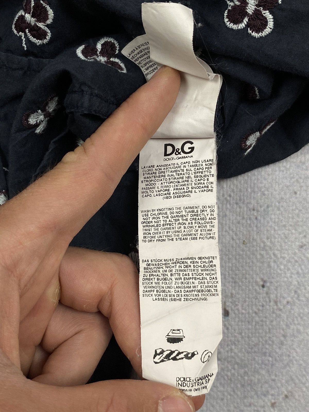 Dolce & Gabbana Dolce Gabbana shirt with flowers Size US M / EU 48-50 / 2 - 7 Thumbnail