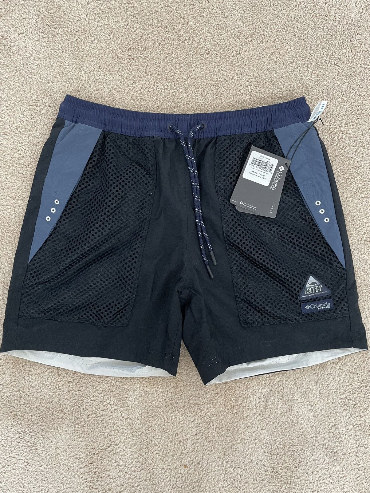 Columbia × Kith KITH x Columbia PFG Reversible Deschutes
