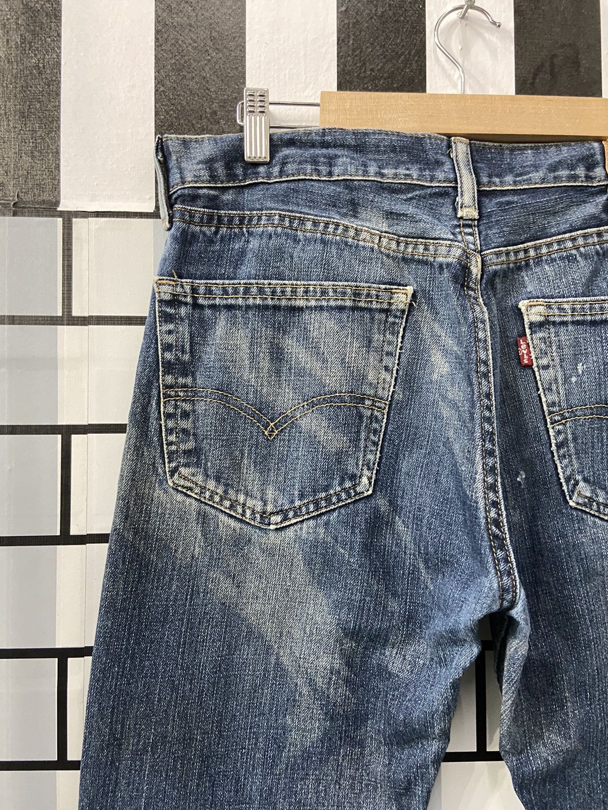 Levi's × Vintage Vintage Levi’s 505 Faded Blue Denim Pants Size US 31 - 12 Thumbnail