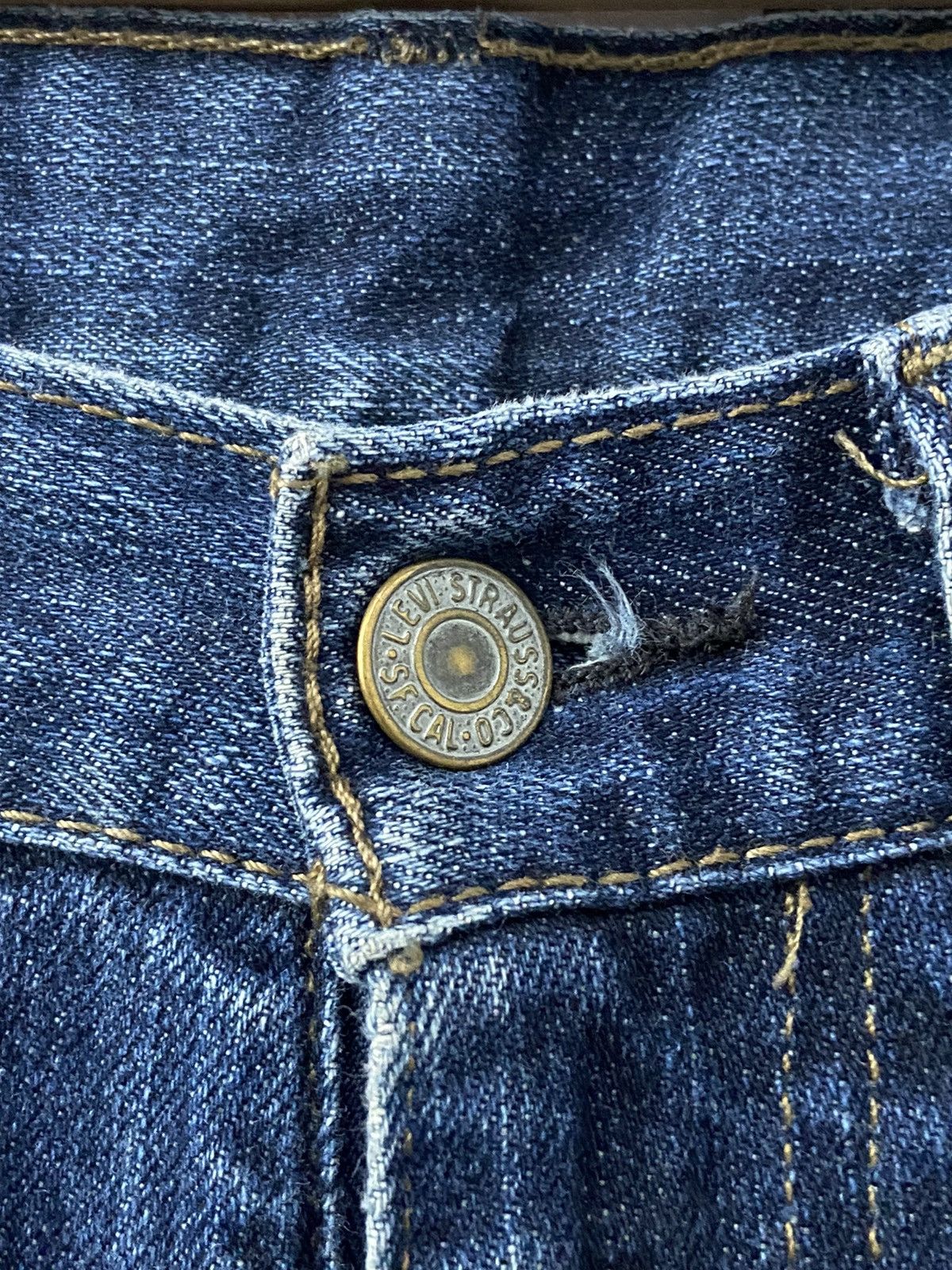 Levi's × Vintage Vintage Levi’s 505 Faded Blue Denim Pants Size US 31 - 8 Thumbnail