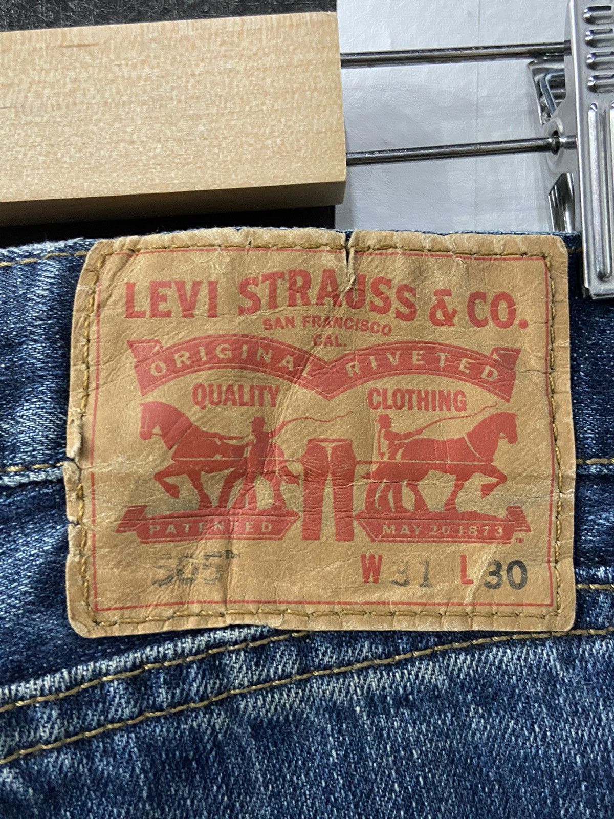 Levi's × Vintage Vintage Levi’s 505 Faded Blue Denim Pants Size US 31 - 18 Thumbnail