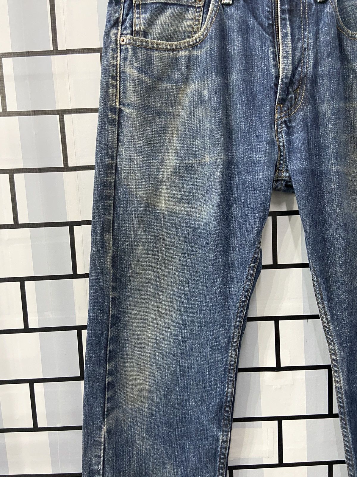Levi's × Vintage Vintage Levi’s 505 Faded Blue Denim Pants Size US 31 - 7 Thumbnail