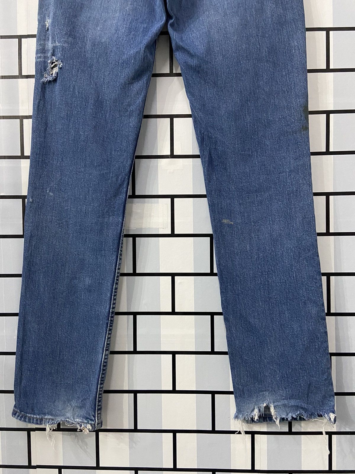 Levi's × Vintage Vintage Levi’s 511 Distressed Denim Pants 33X32 Size US 33 - 15 Thumbnail