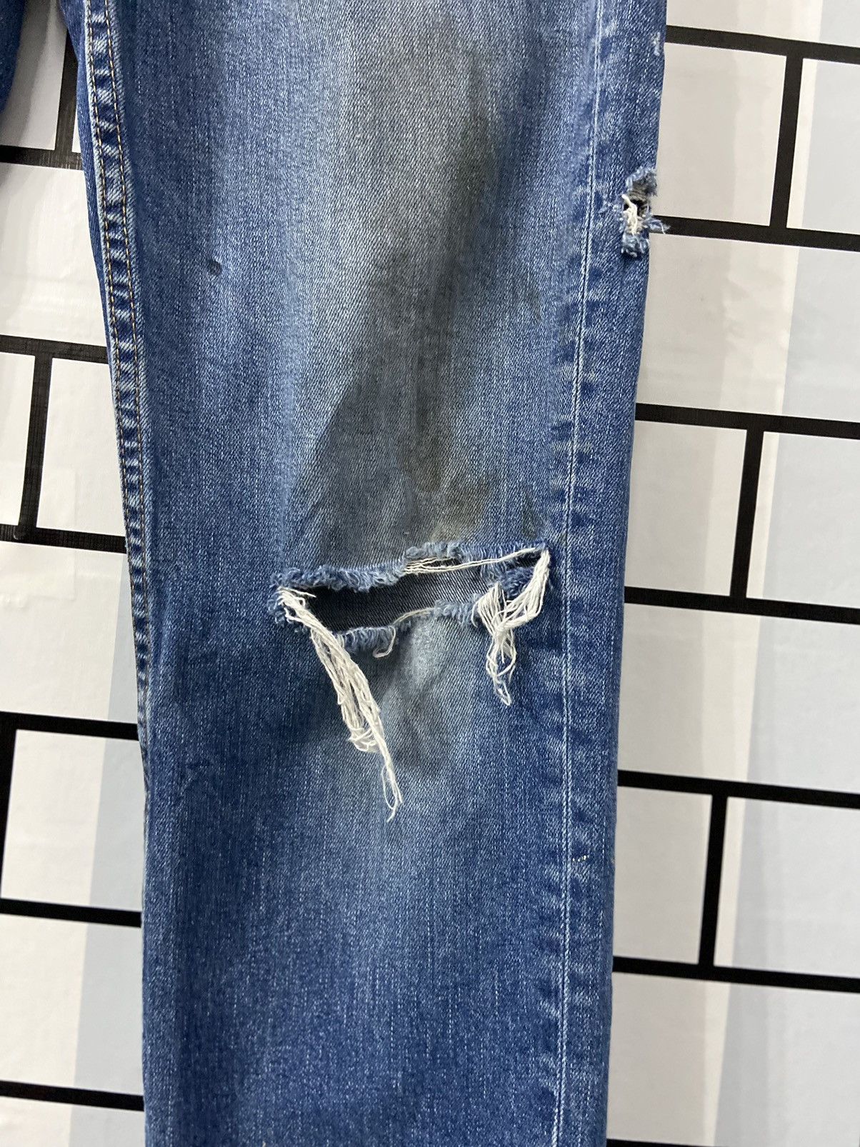 Levi's × Vintage Vintage Levi’s 511 Distressed Denim Pants 33X32 Size US 33 - 9 Thumbnail