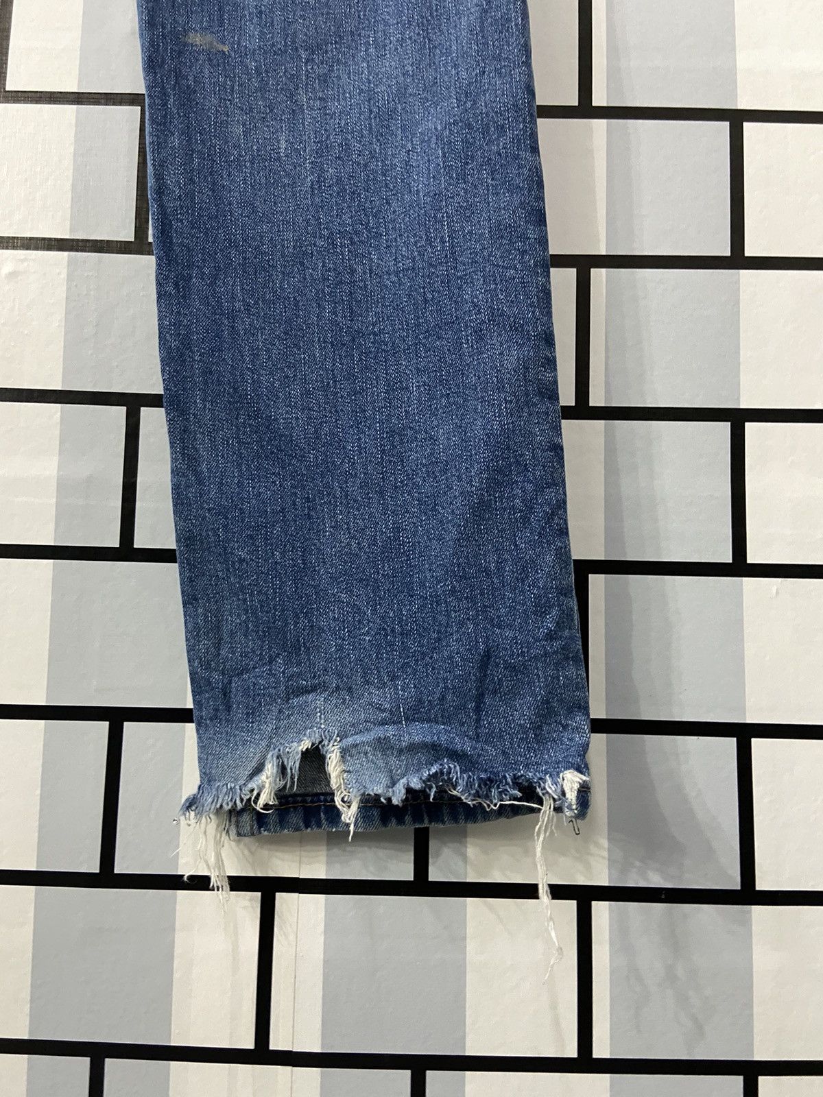 Levi's × Vintage Vintage Levi’s 511 Distressed Denim Pants 33X32 Size US 33 - 17 Thumbnail