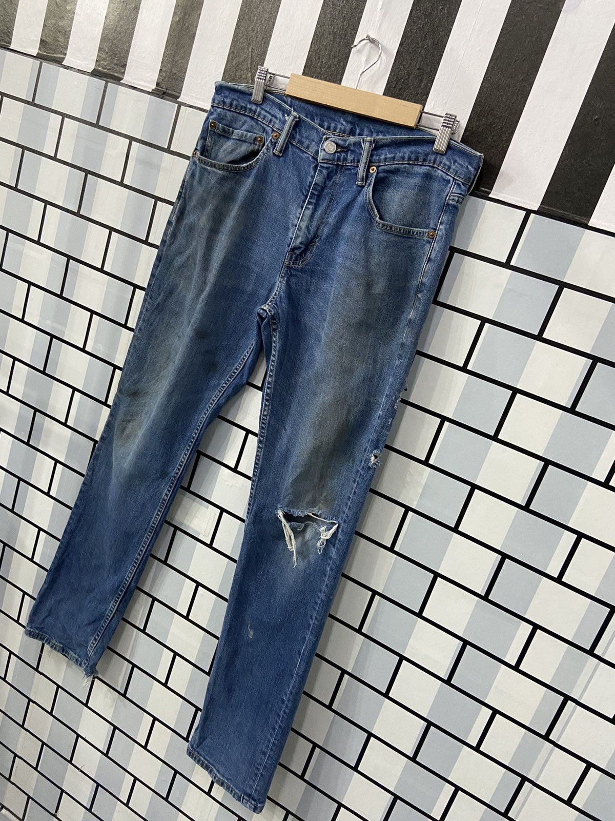 Levi's × Vintage Vintage Levi’s 511 Distressed Denim Pants 33X32 Size US 33 - 3 Thumbnail