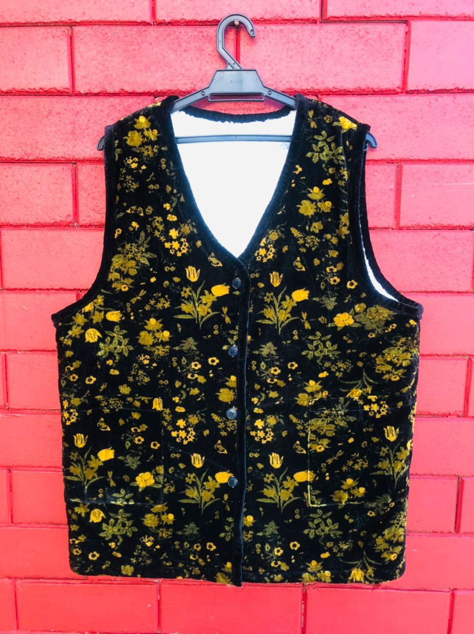 Japanese Brand × Vintage Vintage Floral Japanese Designed Fashion Style Vest Size US L / EU 52-54 / 3 - 1 Thumbnail