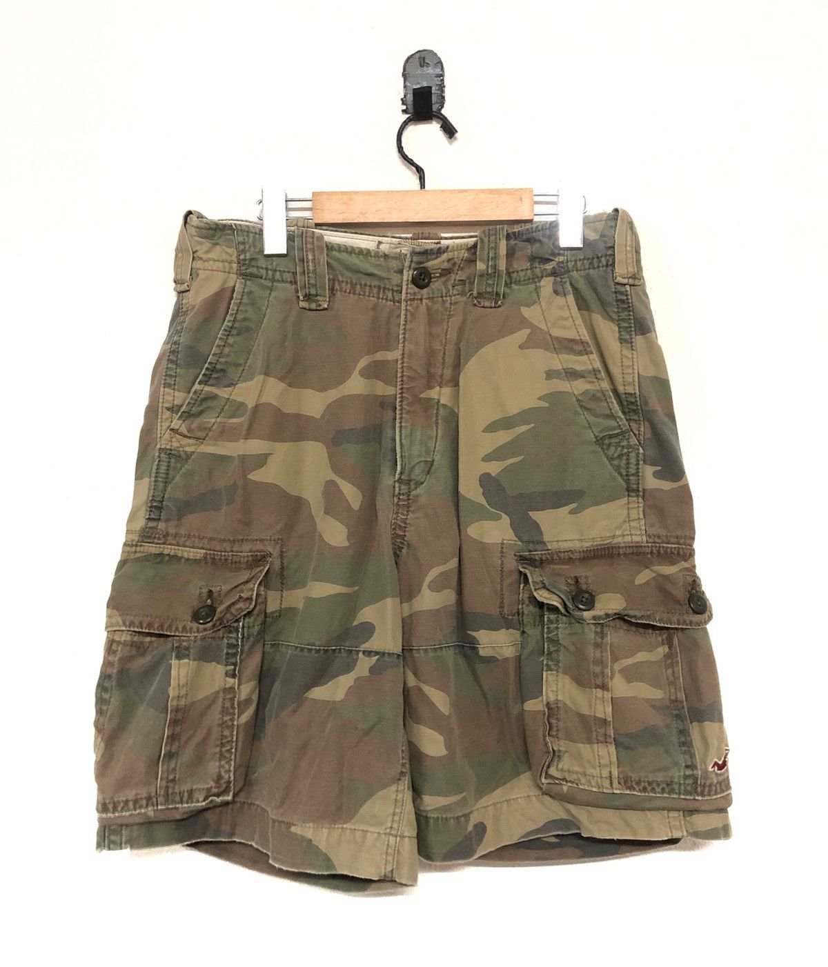 Hollister Hollister California Camo Cargo shot pant Size US 33 - 1 Thumbnail