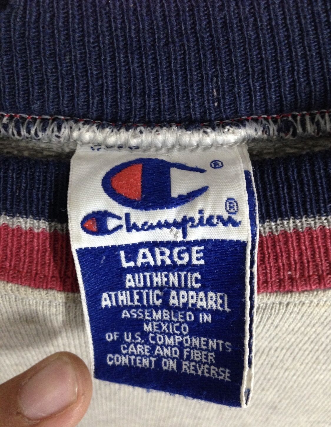 Champion × Vintage 90's Champion Sweatshirt Champion Products USA Spellout Size US L / EU 52-54 / 3 - 3 Thumbnail