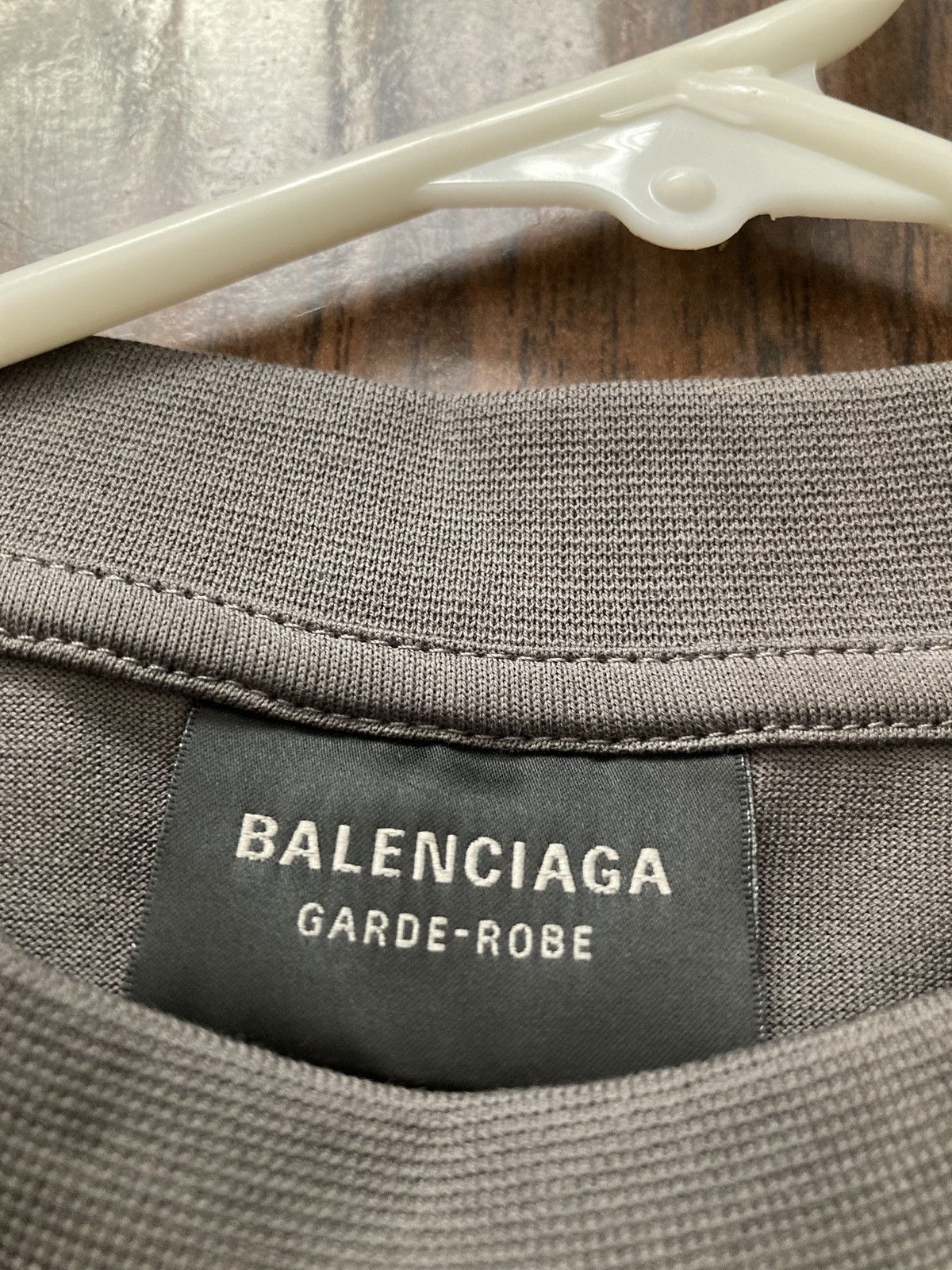 Balenciaga Balenciaga “Garde-Robe” Tee Size US L / EU 52-54 / 3 - 4 Thumbnail