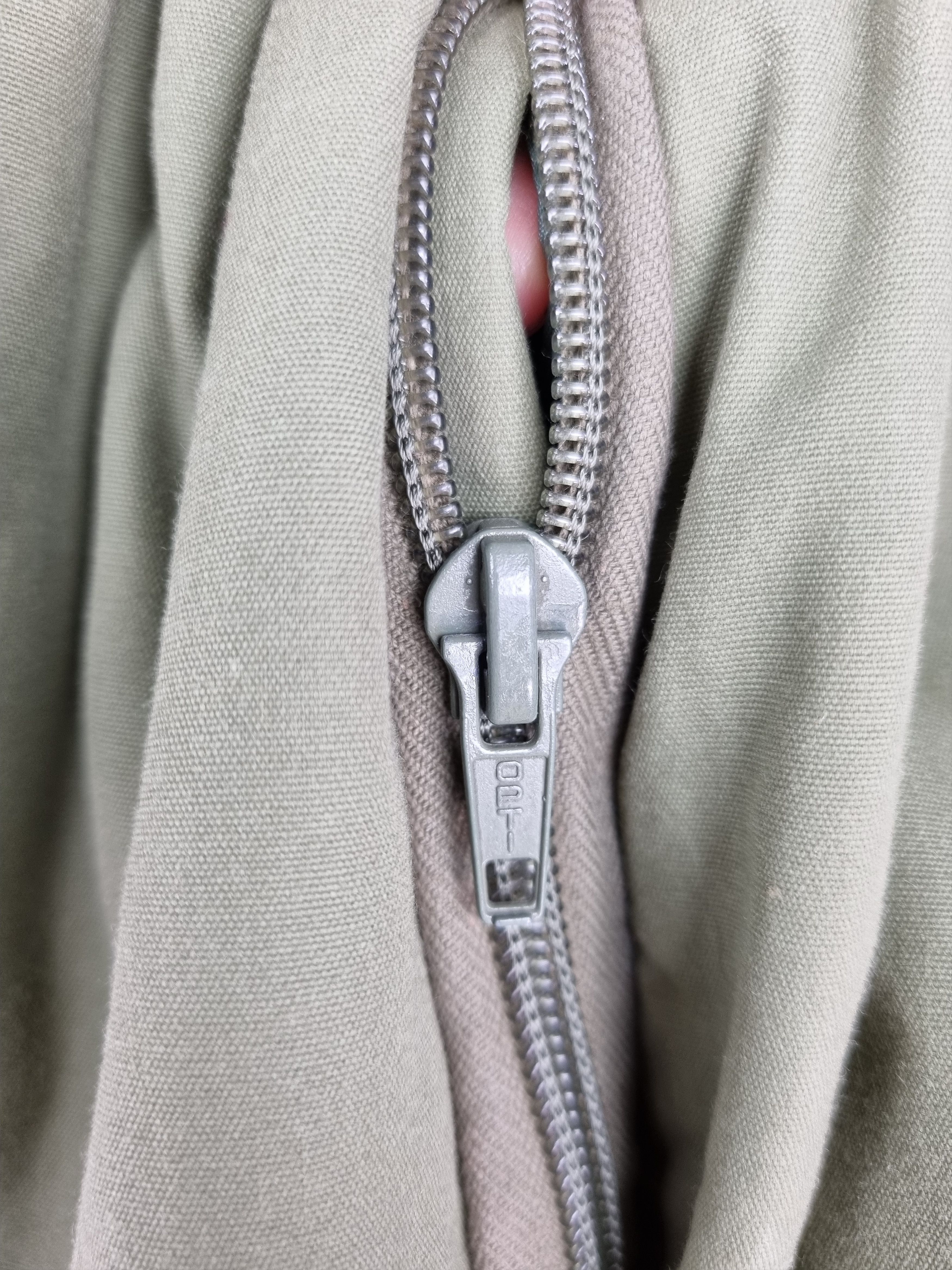Fjallraven × Goretex 80s Fjallraven Military hiking utility cargo quilted pants Size US 36 / EU 52 - 8 Thumbnail