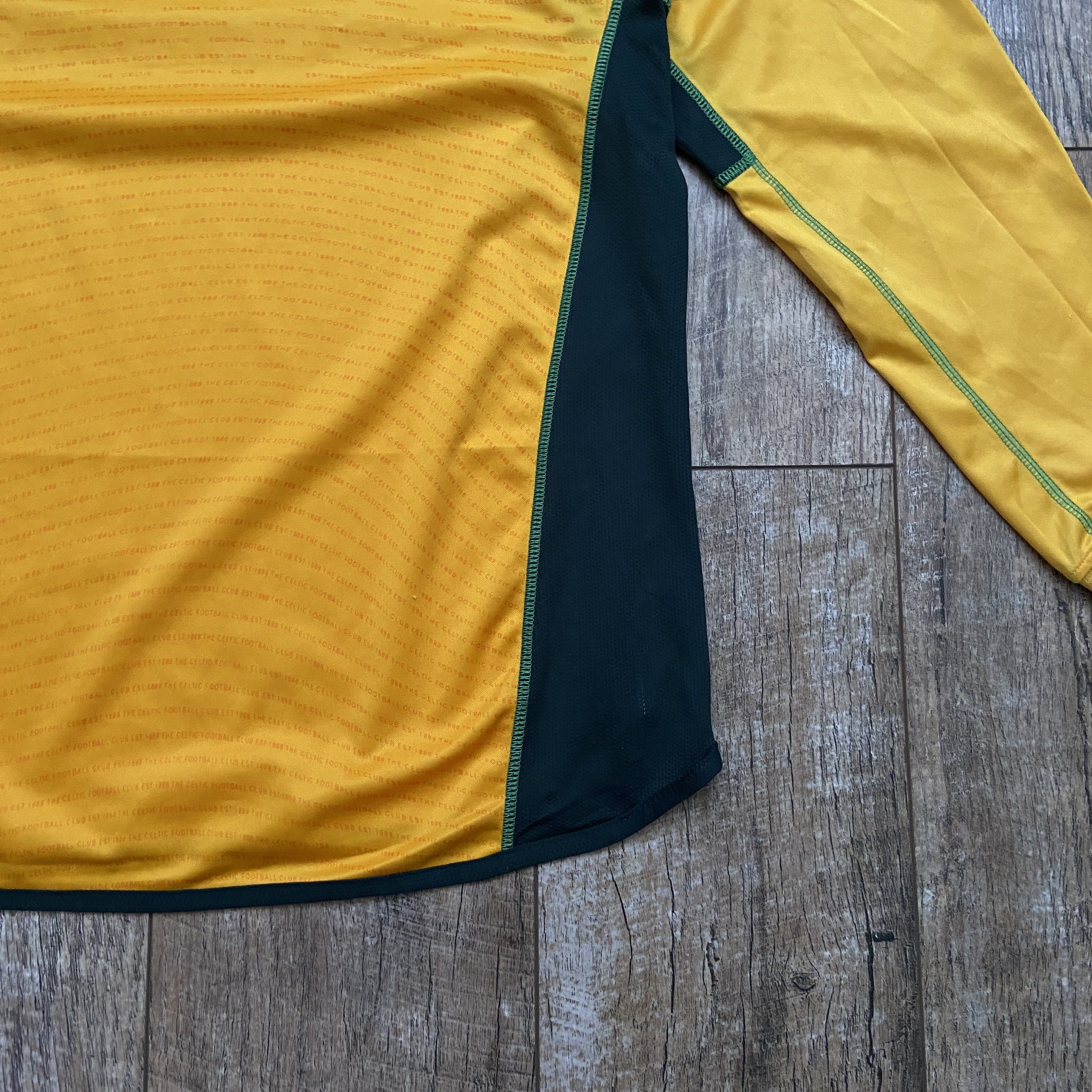 Umbro 2002/03 Umbro Celtic Long Sleeve Vintage Jersey Size US XL / EU 56 / 4 - 13 Thumbnail