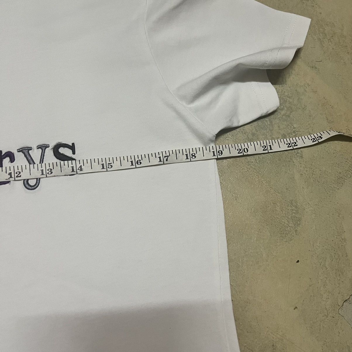 Burberry Burberrys Big Logo T Shirt Size US L / EU 52-54 / 3 - 11 Thumbnail