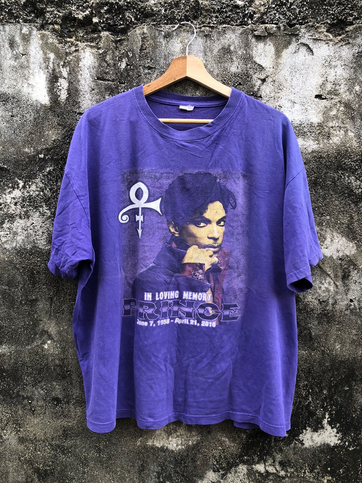 Rare!! Prince Love In Memory Purple Rain Tshirt