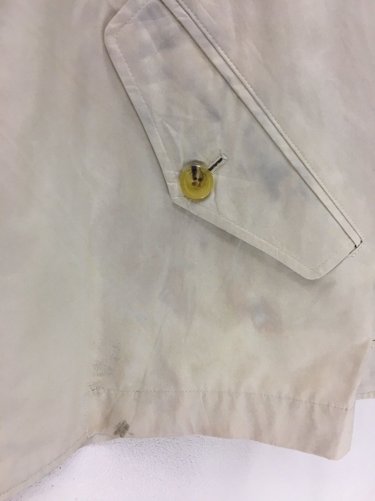 Burberry Vintage Burberry Small Logo Jacket Windbreaker Burberry Size US L / EU 52-54 / 3 - 7 Thumbnail