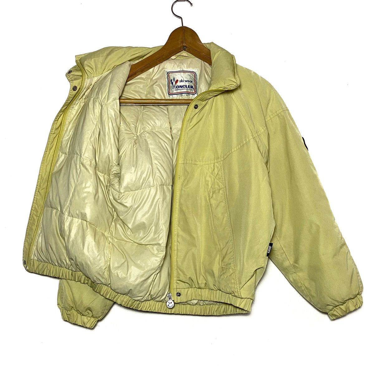 Asics Skiwear Moncler Asics Down Insulation Jacket Size US M / EU 48-50 / 2 - 4 Thumbnail