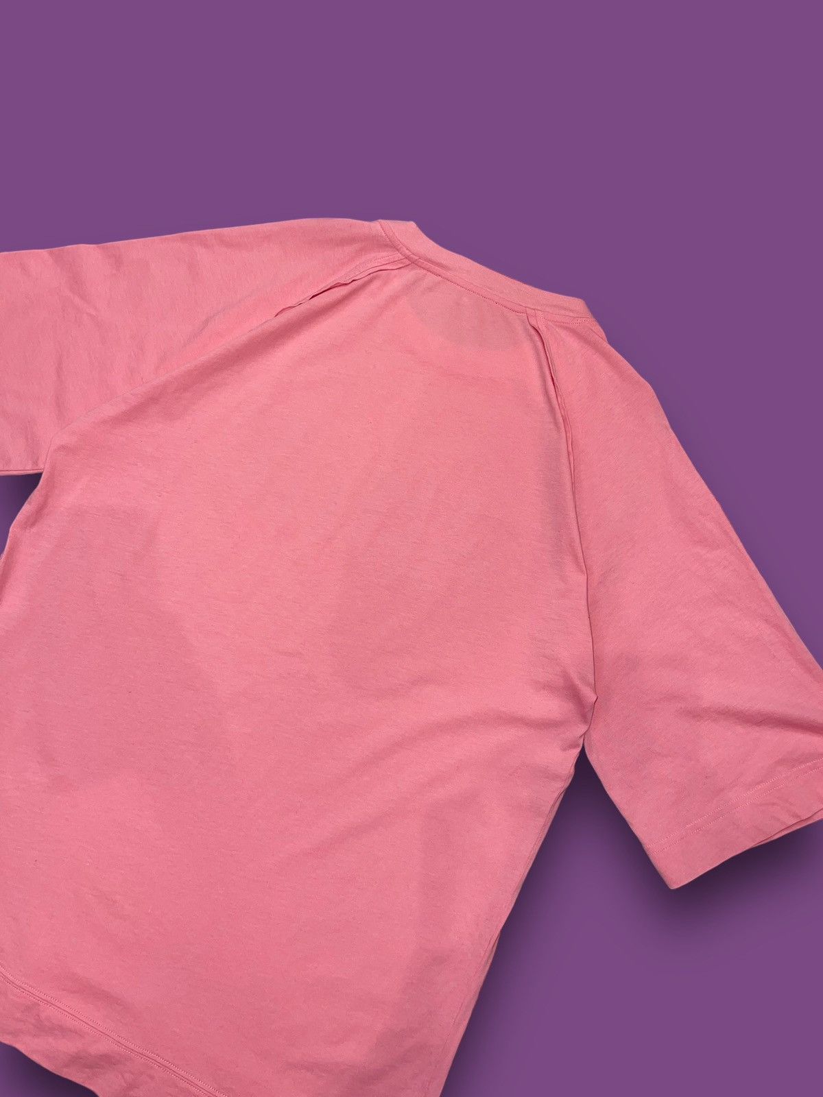Versace SS22 Versace Big Logo Oversized Pink Short Sleeve T-Shirt Size US M / EU 48-50 / 2 - 8 Thumbnail