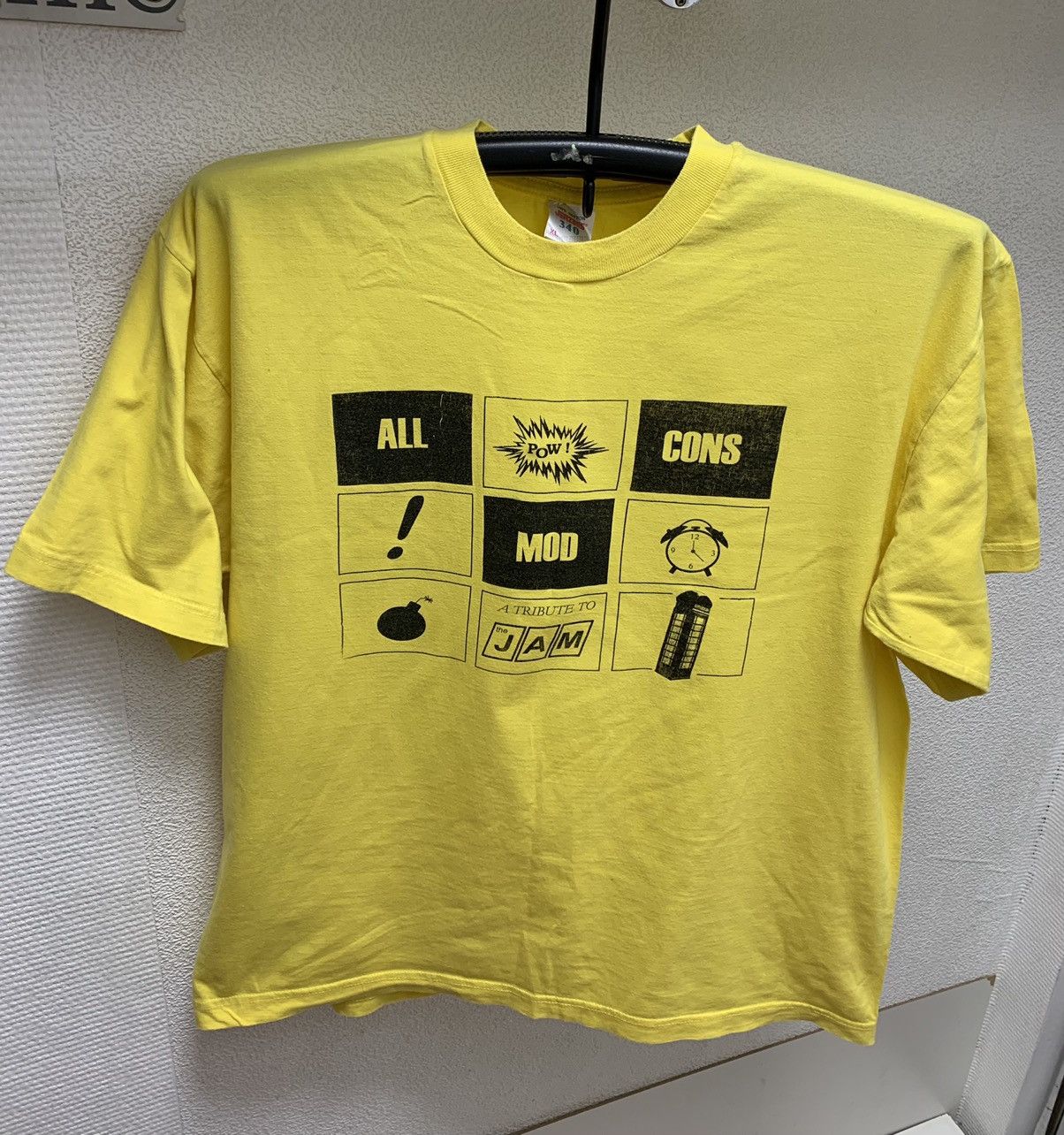 Band Tees The Jam vintage tour t-shirt 1996 rock band Xl 90th rare Size US XL / EU 56 / 4 - 1 Thumbnail