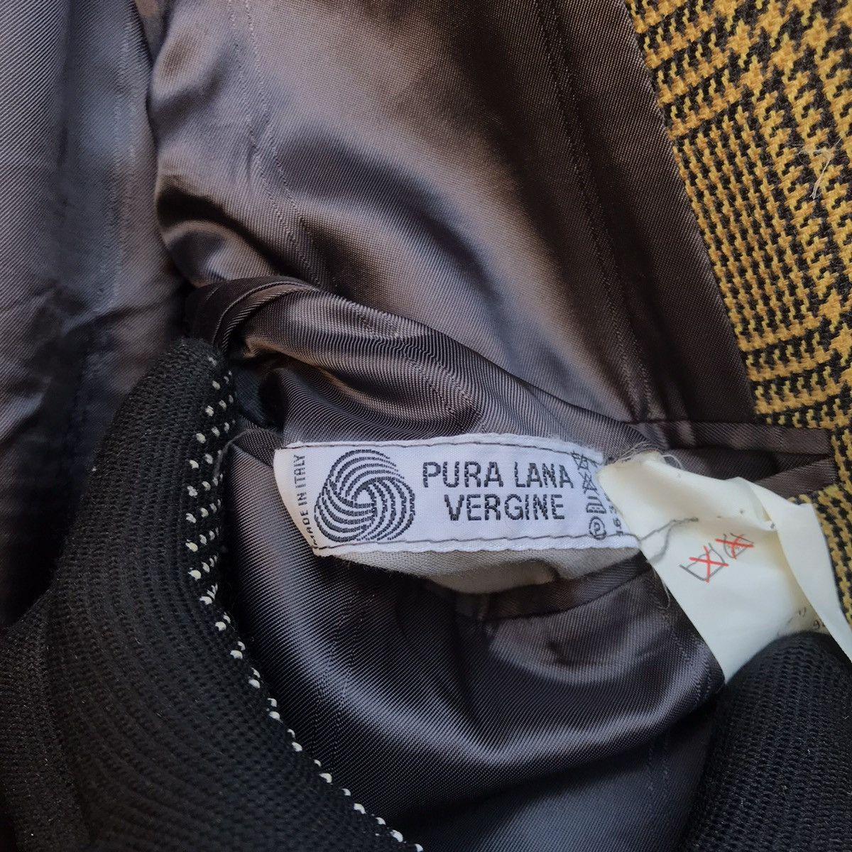Versace Vintage Gianni versace jacket Size US L / EU 52-54 / 3 - 17 Thumbnail