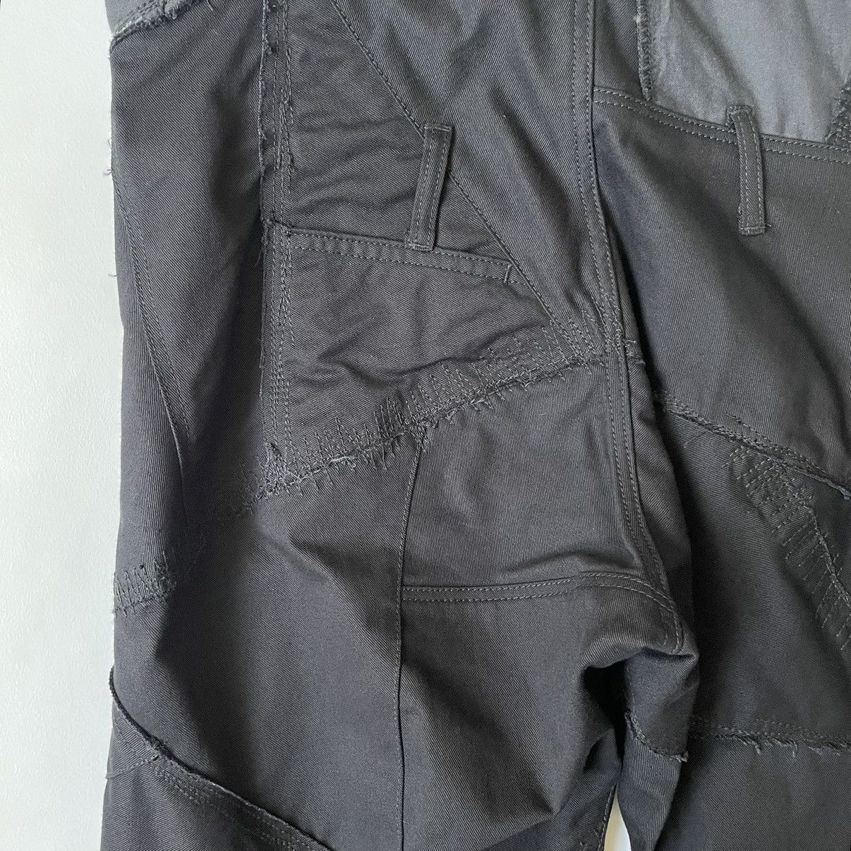 Comme des Garcons A/W 06 Reworked Cargo Trousers Size 32" / US 10 / IT 46 - 15 Thumbnail