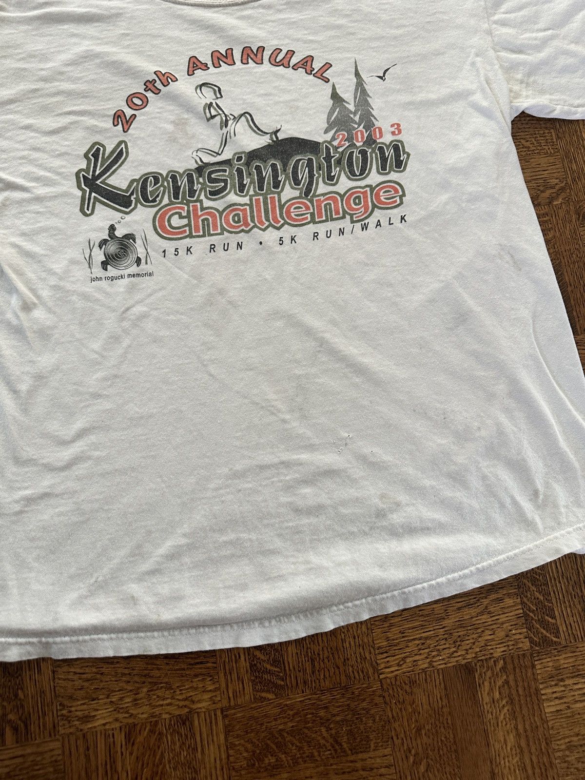 Vintage 2003 Kensington Race Walk Graphic Tee Shirt Size US M / EU 48-50 / 2 - 4 Thumbnail