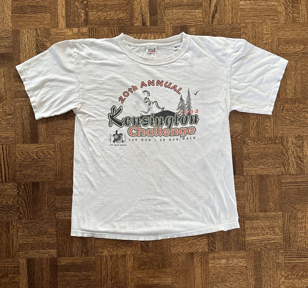 Vintage 2003 Kensington Race Walk Graphic Tee Shirt Size US M / EU 48-50 / 2 - 1 Thumbnail